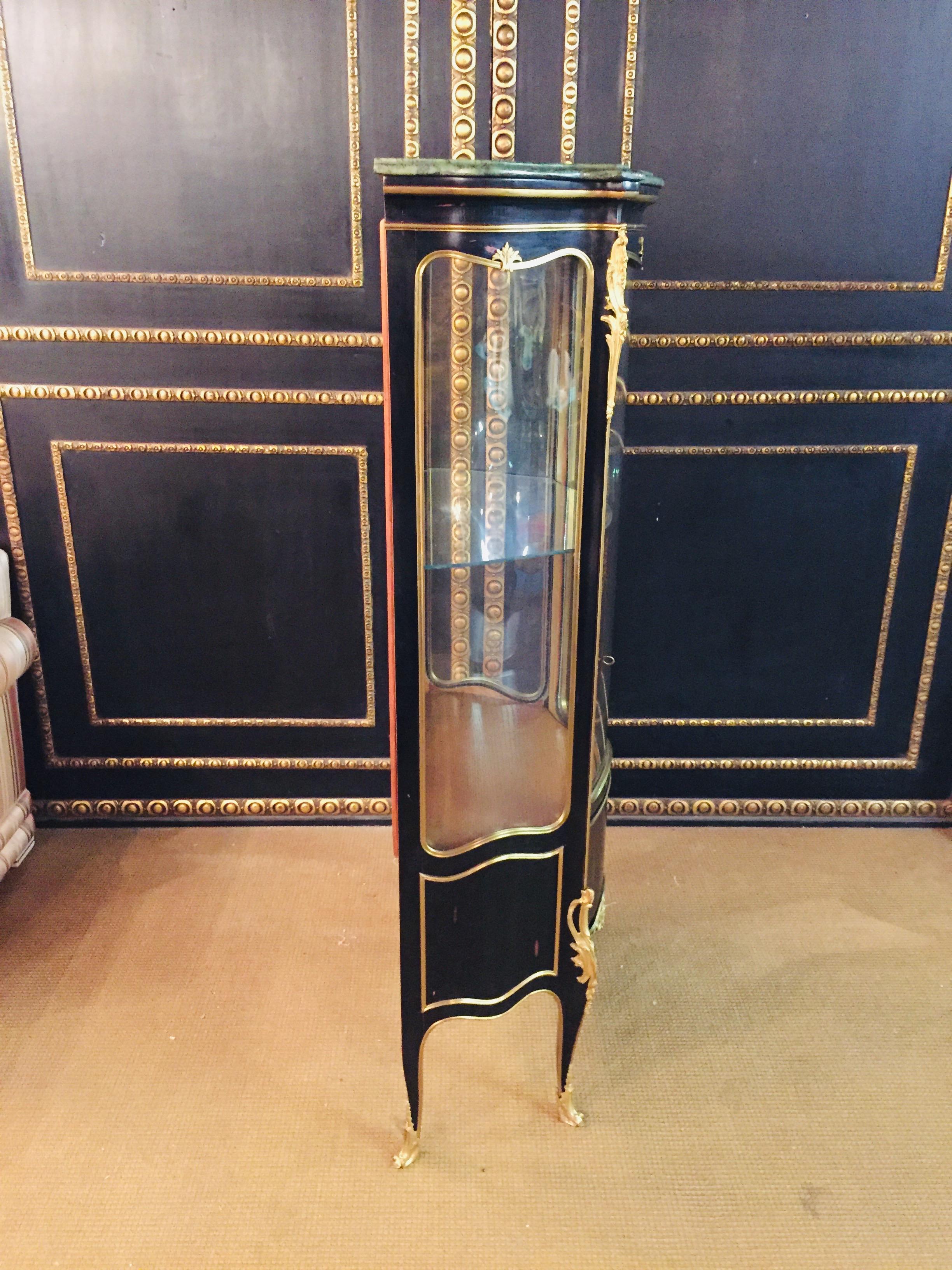 20th Century Antique Louis XV Style Black Polished Salon Vitrine Cupboard For Sale 5