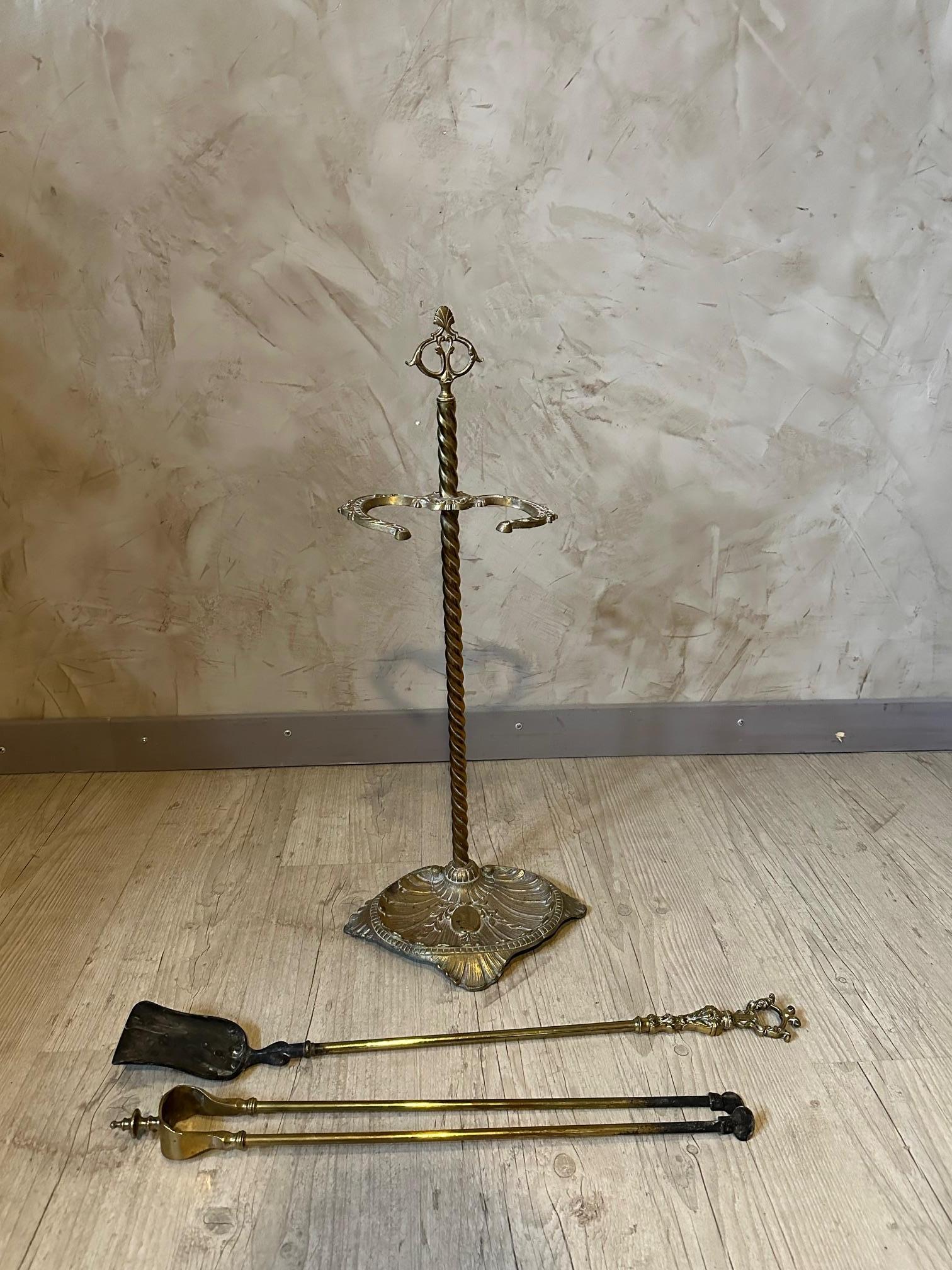 20th century Louis XV style Bronze Fireplace Tools, 1900s For Sale 2