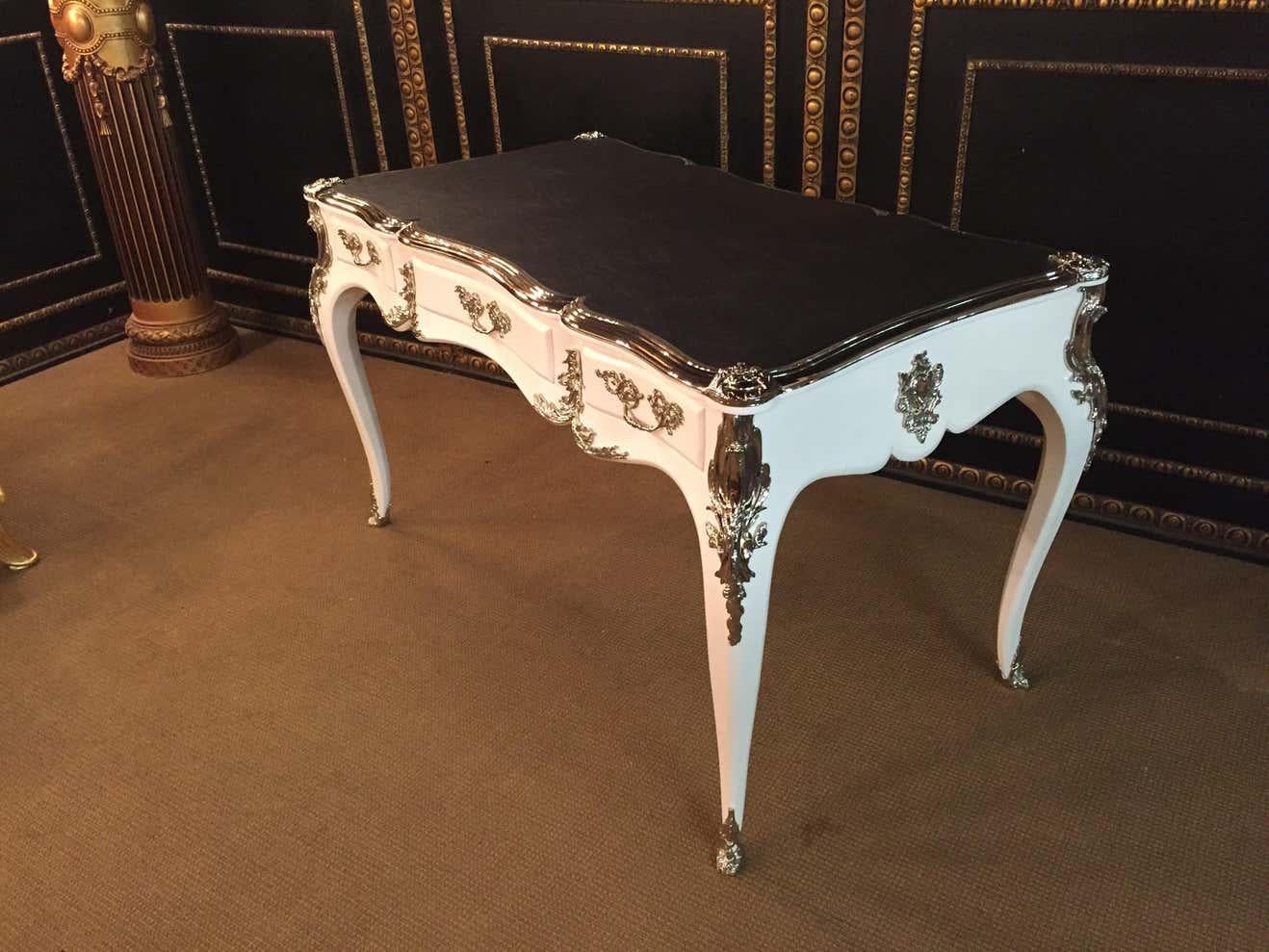 Schreibtisch/ Klaviertisch im Louis XV.-Stil des 20. Jahrhunderts, weiß im Angebot 1