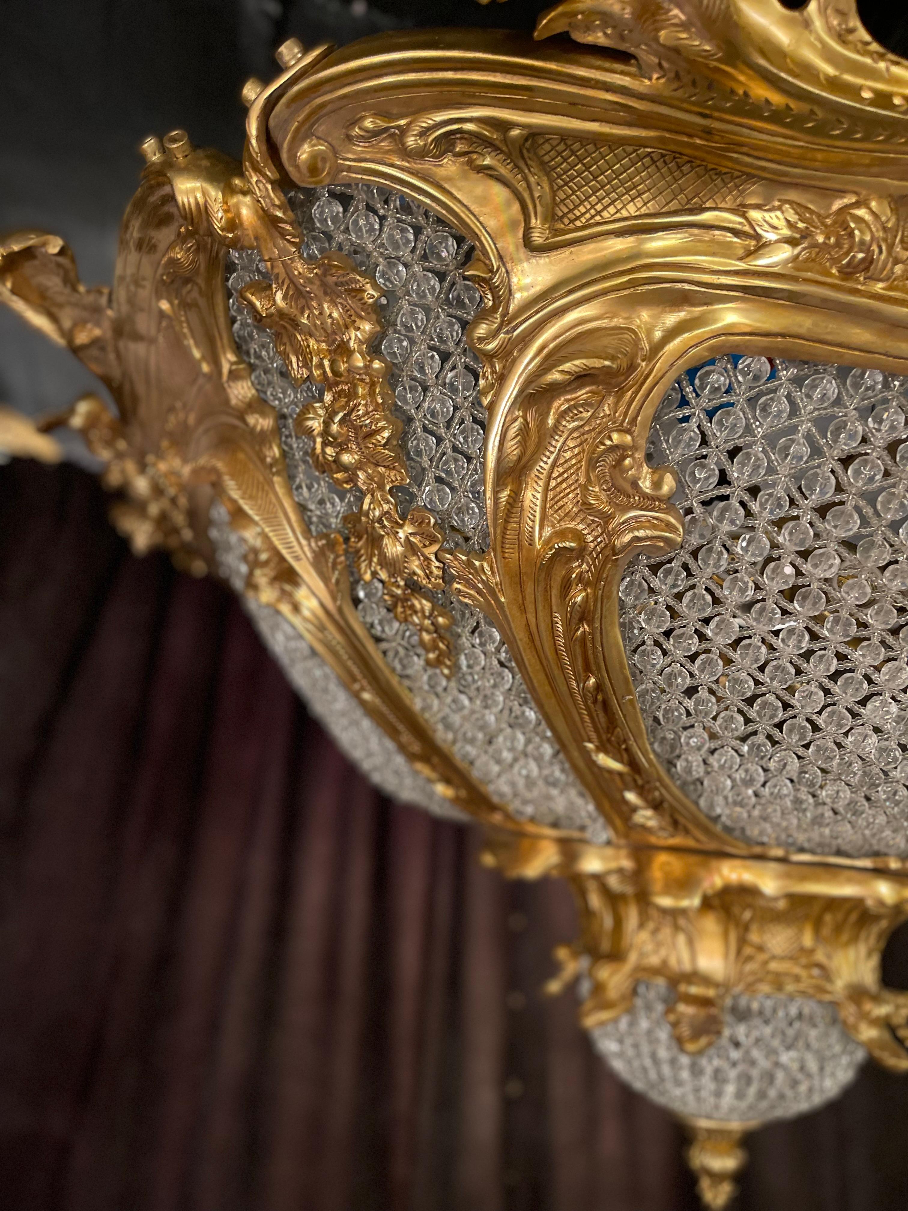 20th Century Louis XV Style Cast-Bronze Candelabra Chandelier For Sale 5
