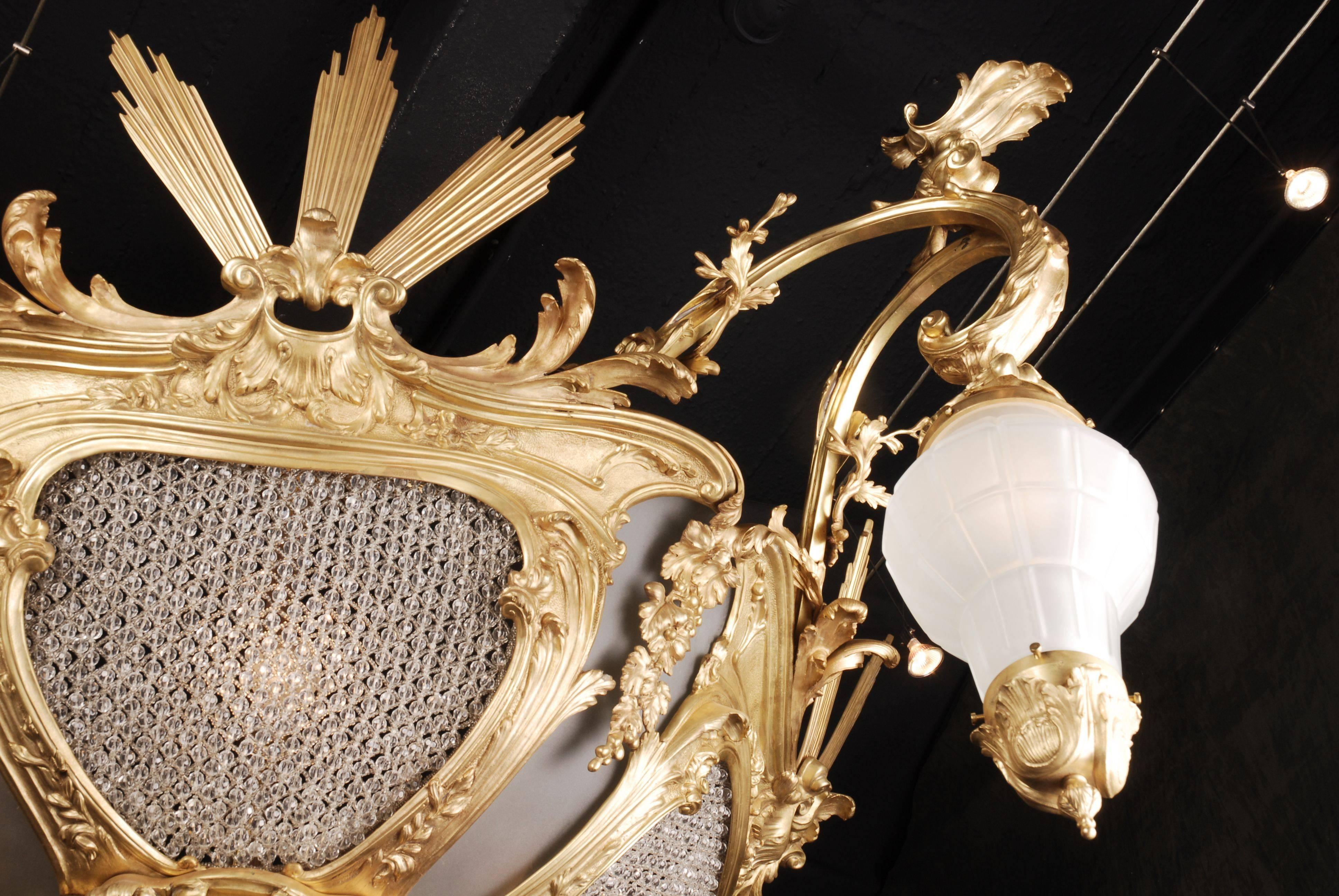 Cristallo Lampadario a candelabro in bronzo fuso del XX secolo in stile Luigi XV in vendita