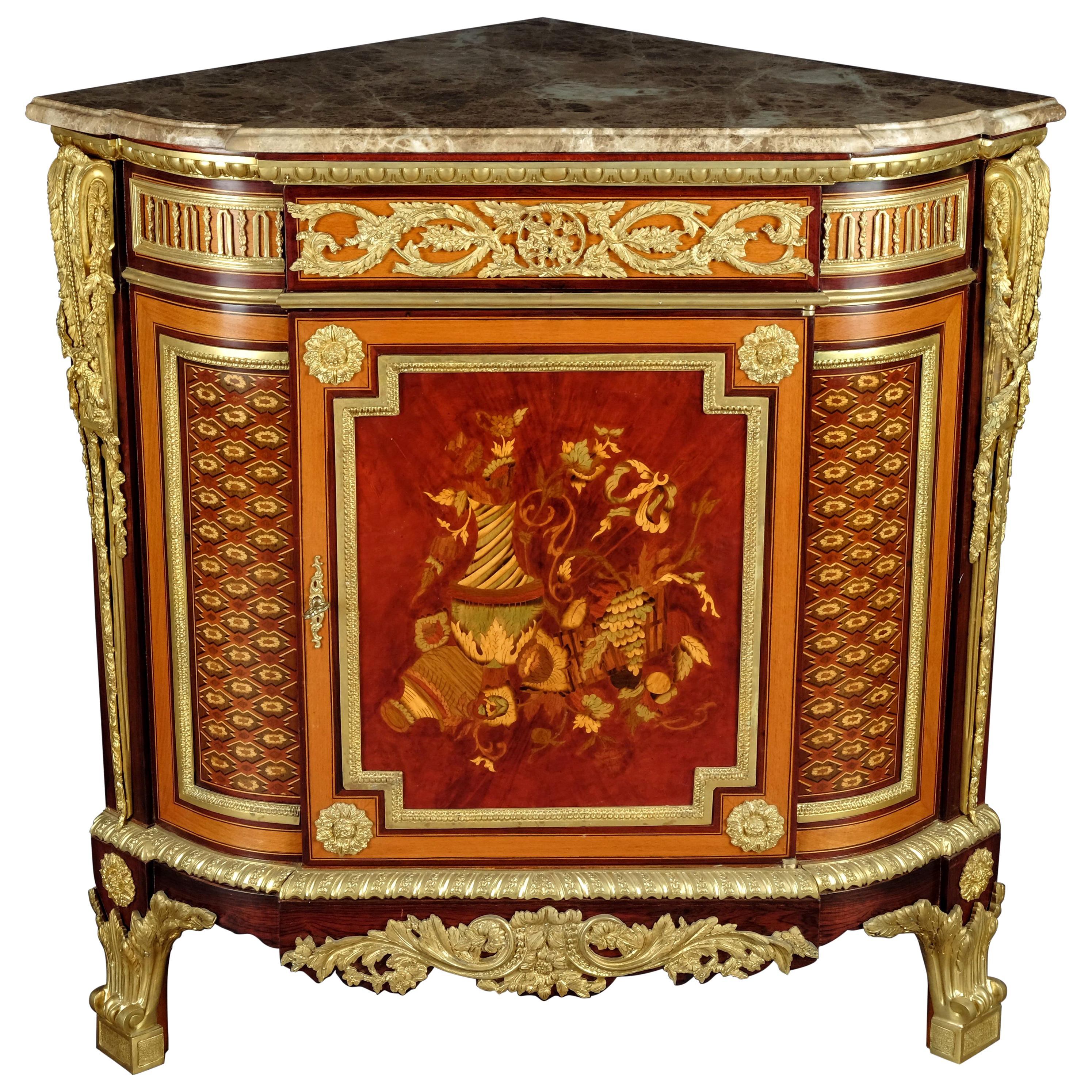 20th Century Louis XV Style Corner Commode After Jean Henri Riesener For Sale