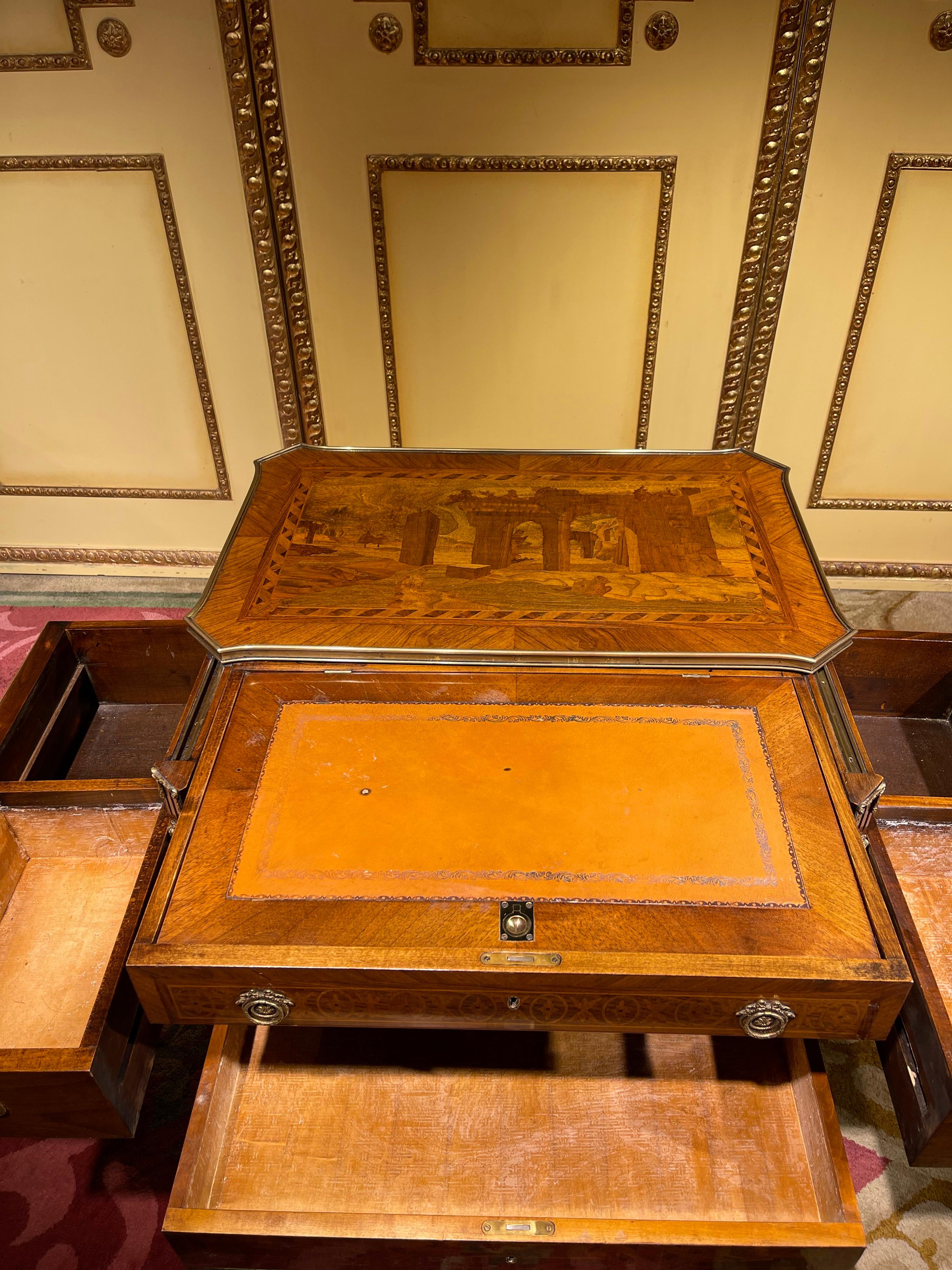 Commode/Table de style Louis XV du 20ème siècle, meuble transformable en vente 6