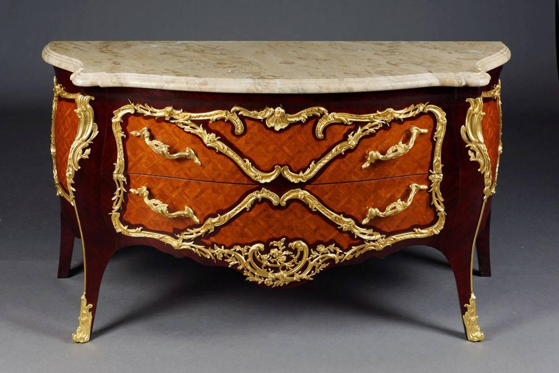 20th century Louis XV style French Kingwood commode after Francois Linke
Parketterie tulipwood veneer on solid beechwood. Imposing Espagnoette style of Charles Cressent. 

(D-Sam-250).