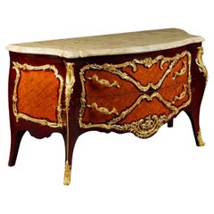 Cómoda francesa de madera de rey estilo Luis XV del siglo XX según Francois Linke