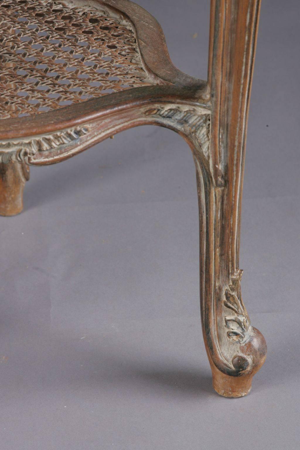 Table d'appoint française de style Louis XV du XXe siècle en vente 4