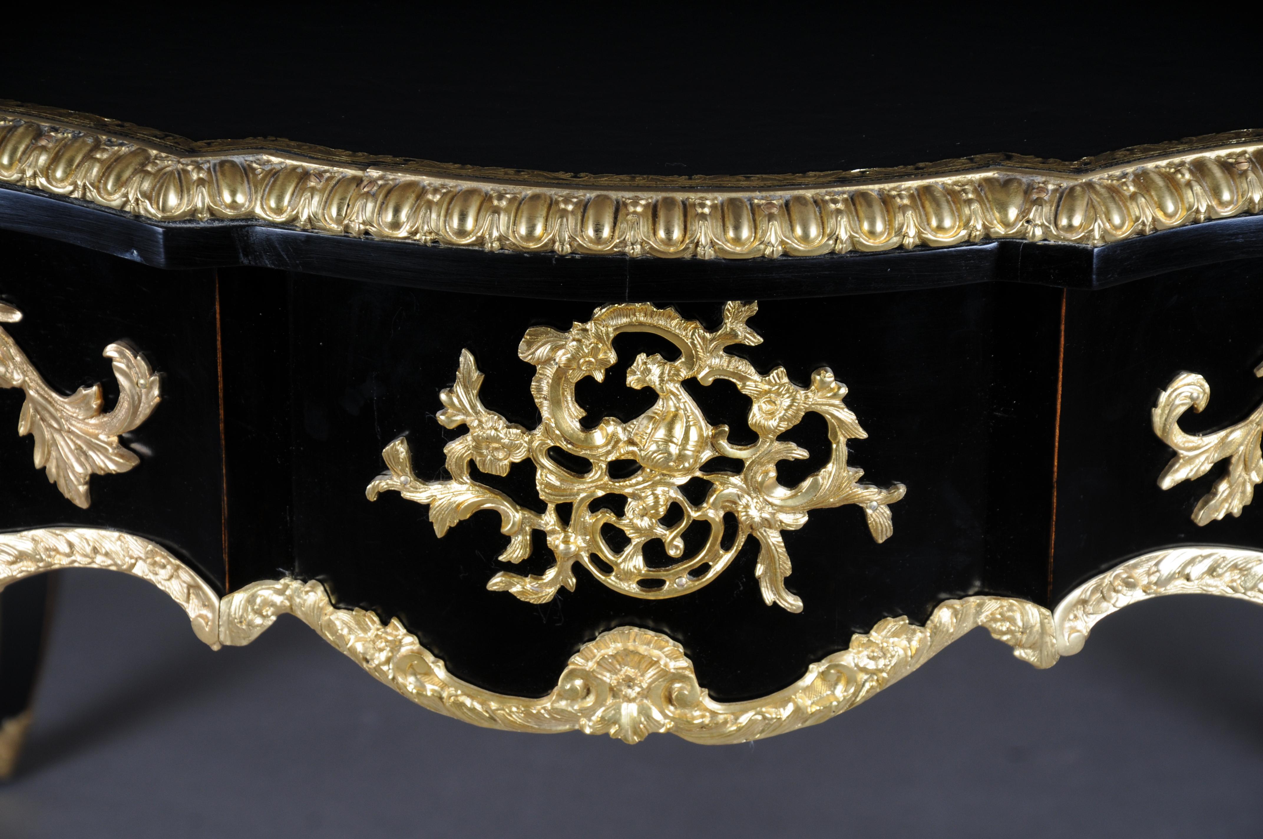 20th Century Louis XV Style French Salon Table, Black Gold In Good Condition For Sale In Berlin, DE
