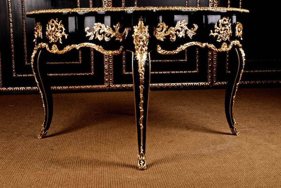 20th Century Louis XV Style French Salon Table For Sale 7