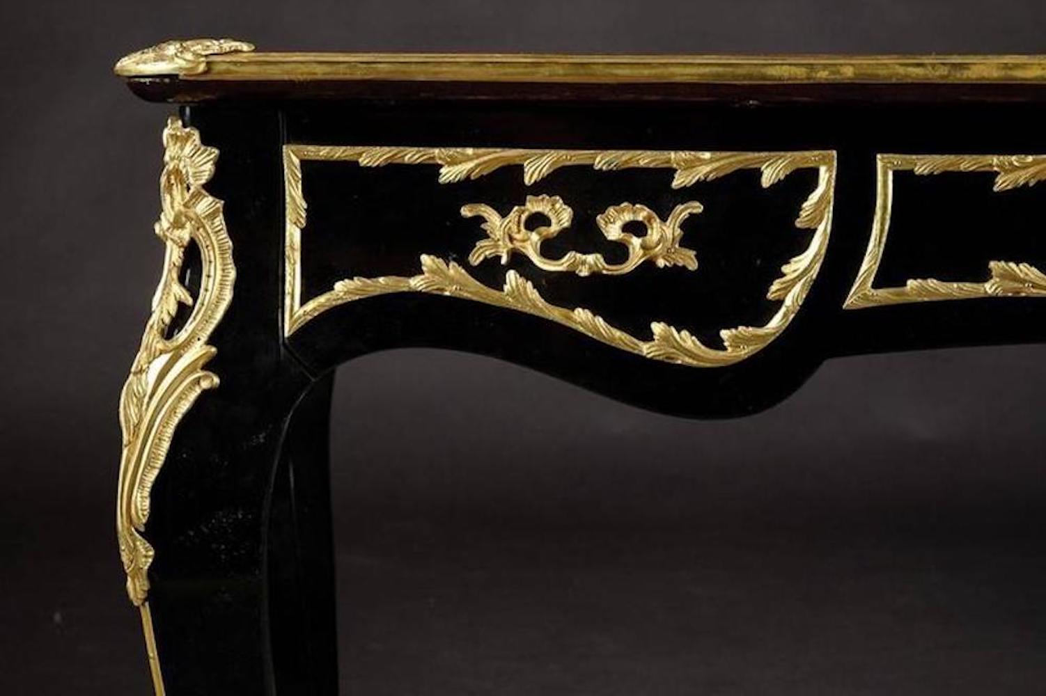 20. Jahrhundert Louis XV Stil Damen Bureau Plat oder Schreibtisch im Angebot 4