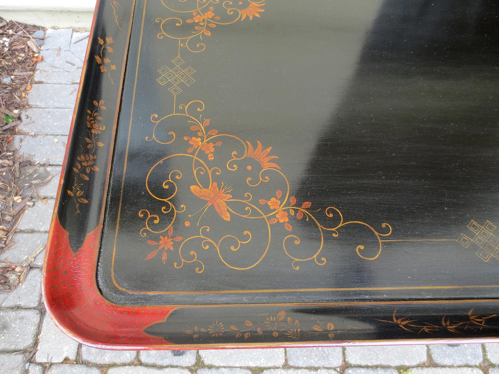 20th Century Louis XV Style Oriental Custom Painted Tray Table For Sale 1