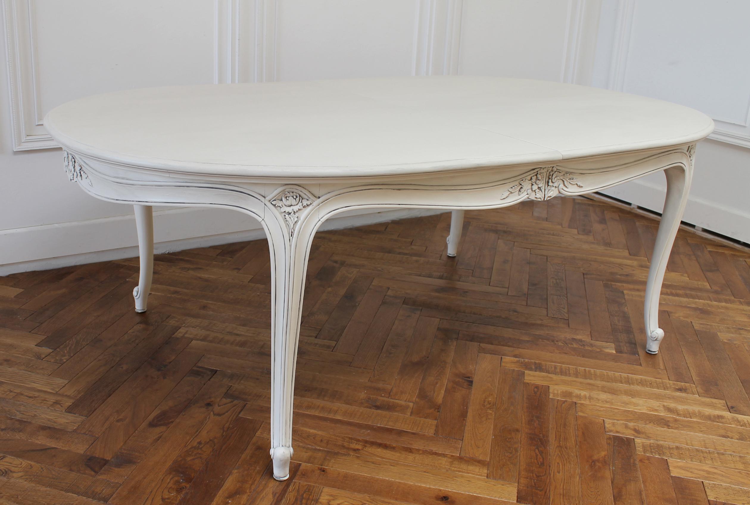 20th Century Louis XV Style Painted Dining Table with Leaves 5