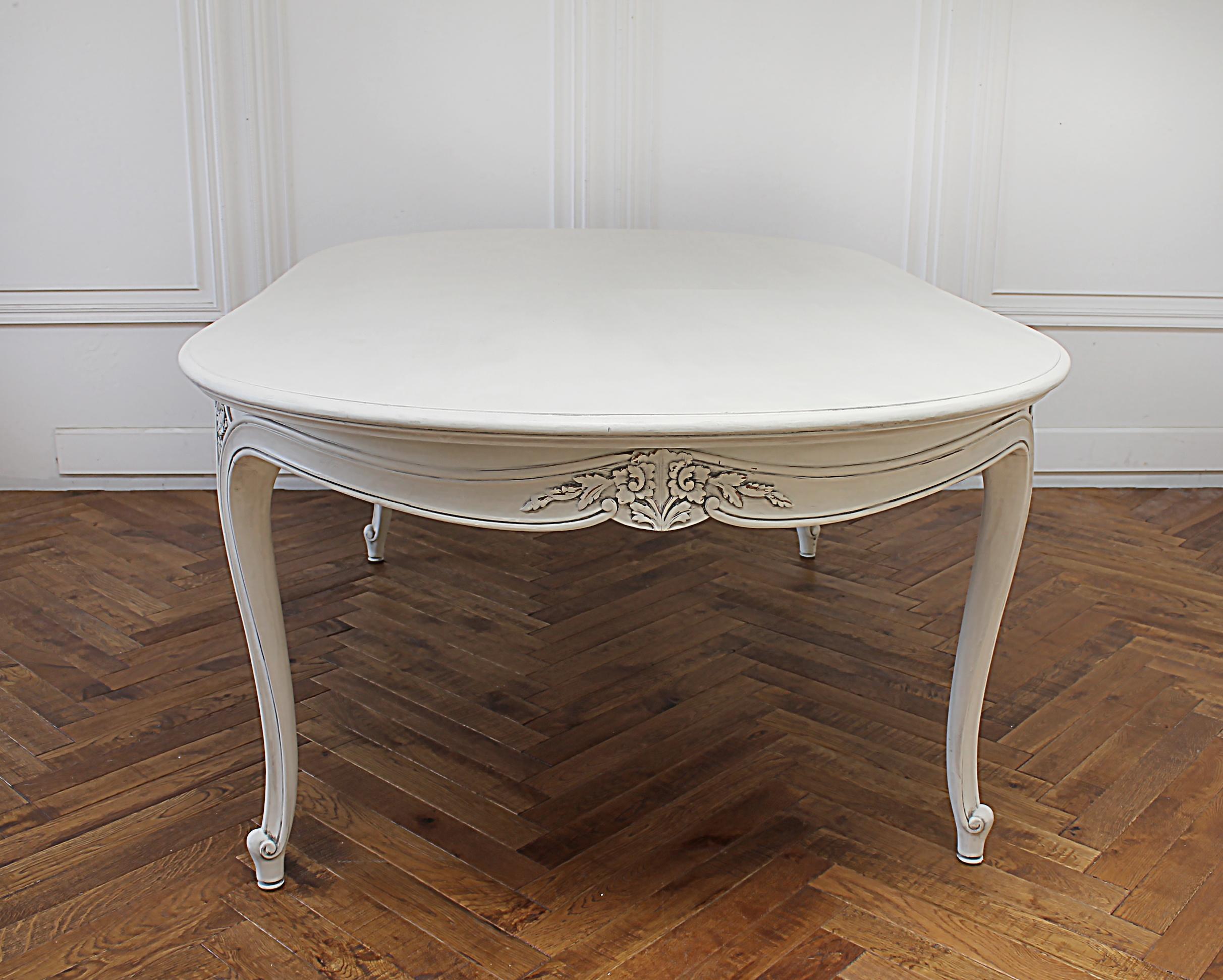 20th Century Louis XV Style Painted Dining Table with Leaves 6