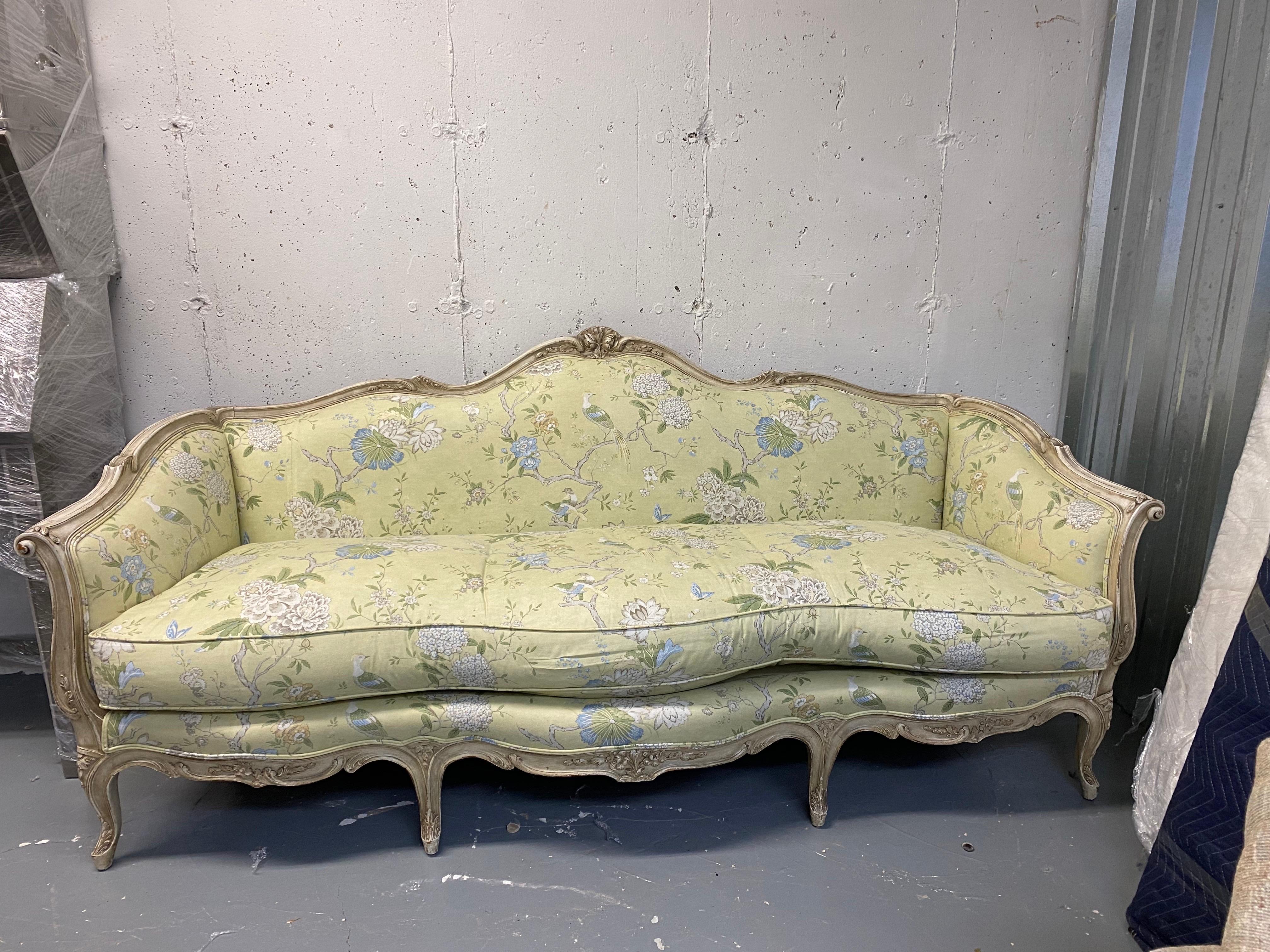 Gepolstertes Sofa im Louis-XV-Stil des 20. Jahrhunderts im Angebot 9