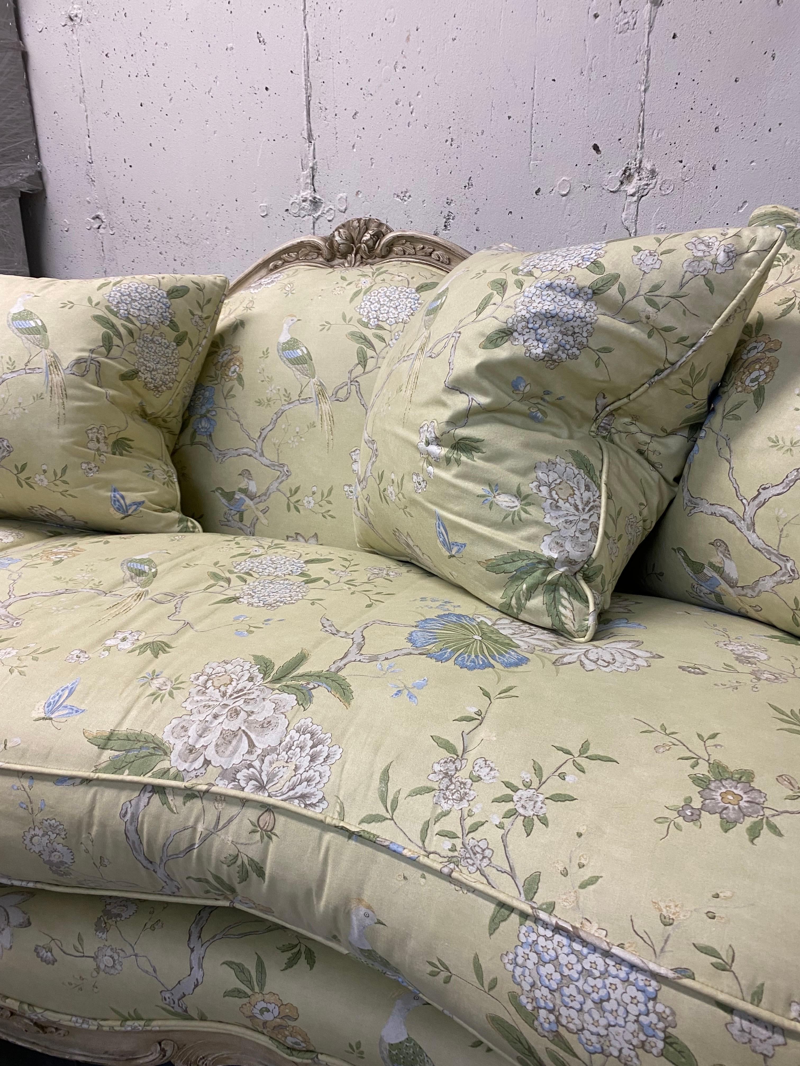 Gepolstertes Sofa im Louis-XV-Stil des 20. Jahrhunderts im Angebot 12