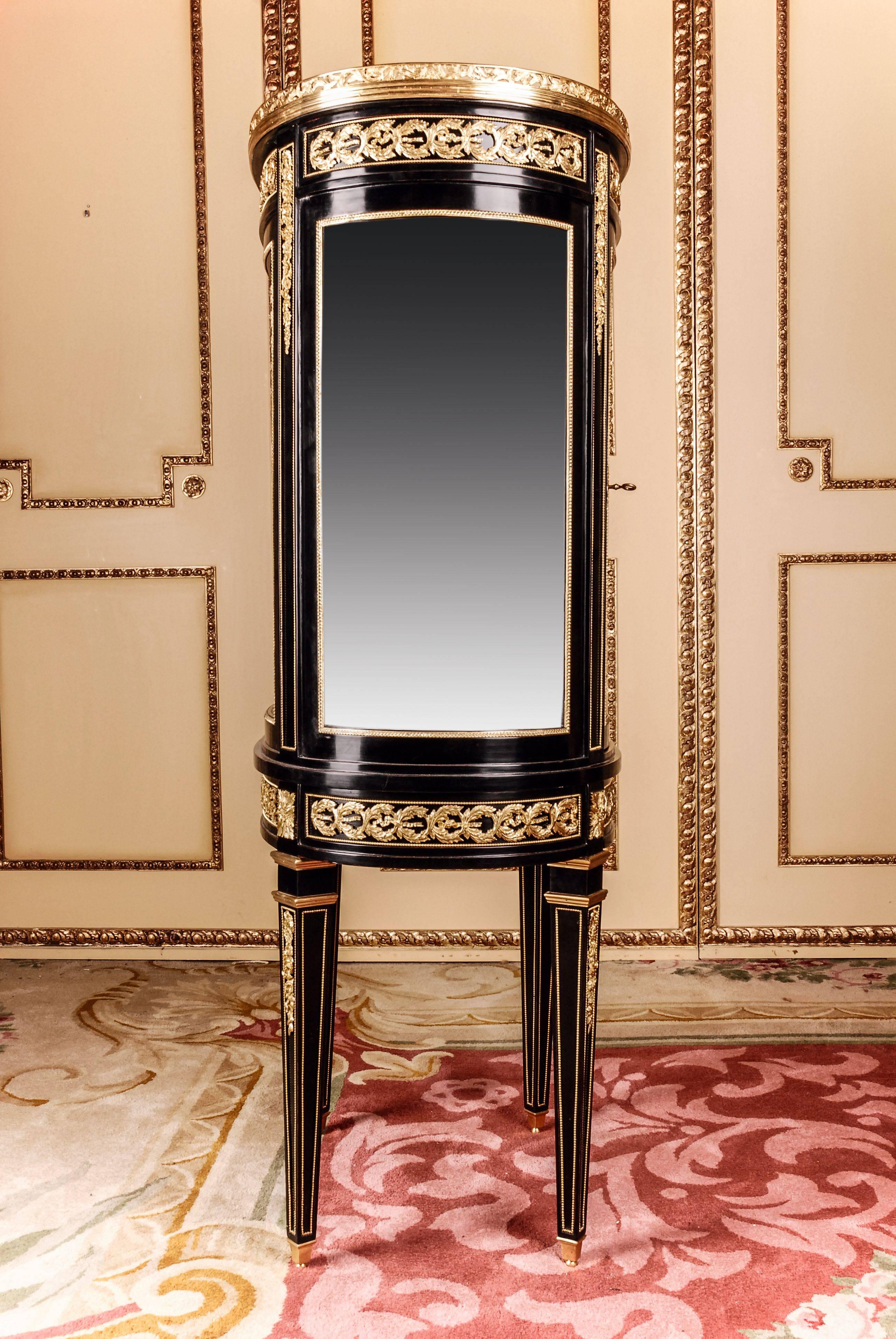 Glass 20th Century Louis XVI Classicist Style French Salon Vitrine For Sale