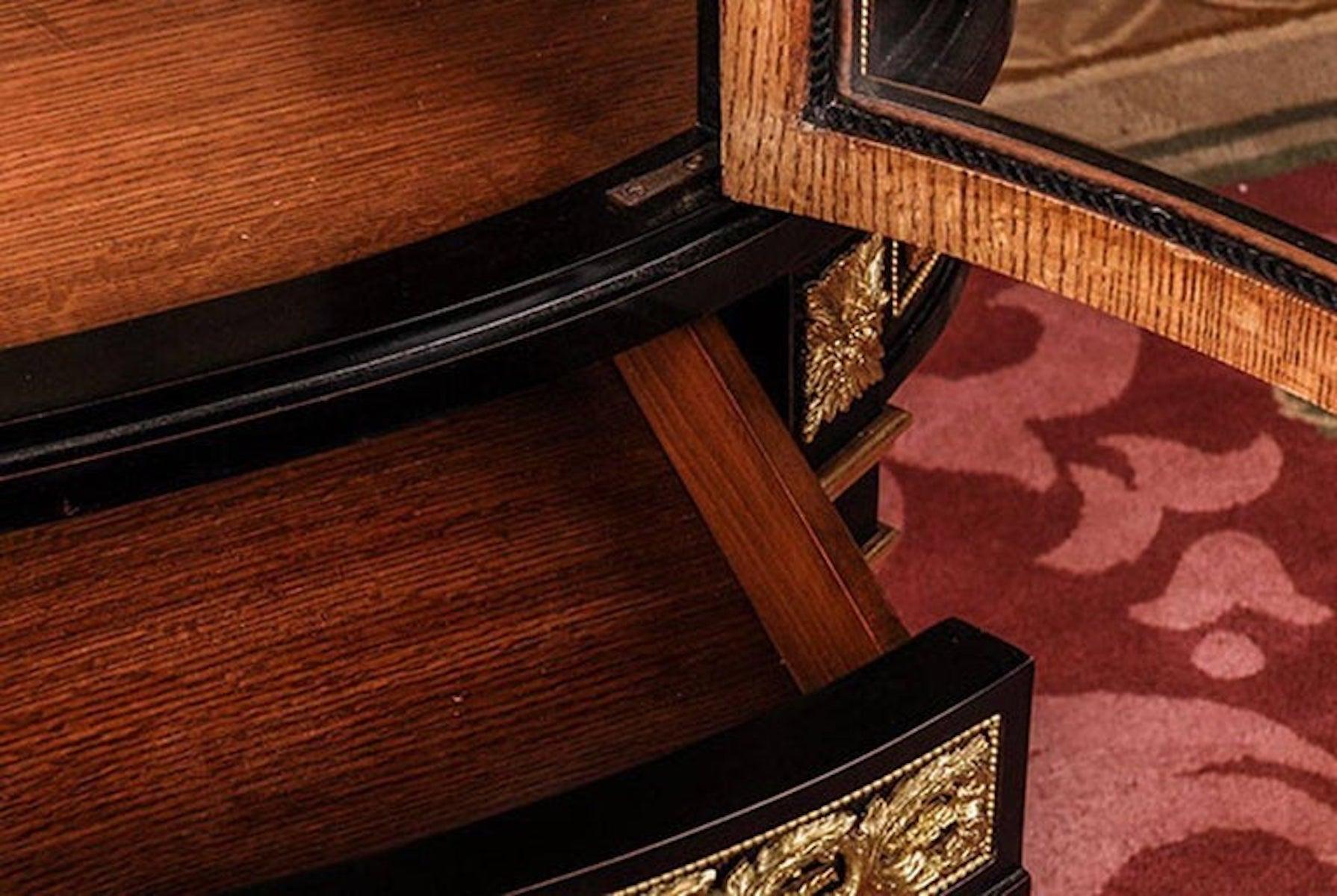 Vitrina de Salón Francesa Estilo Clasicista Luis XVI Siglo XX en venta 3