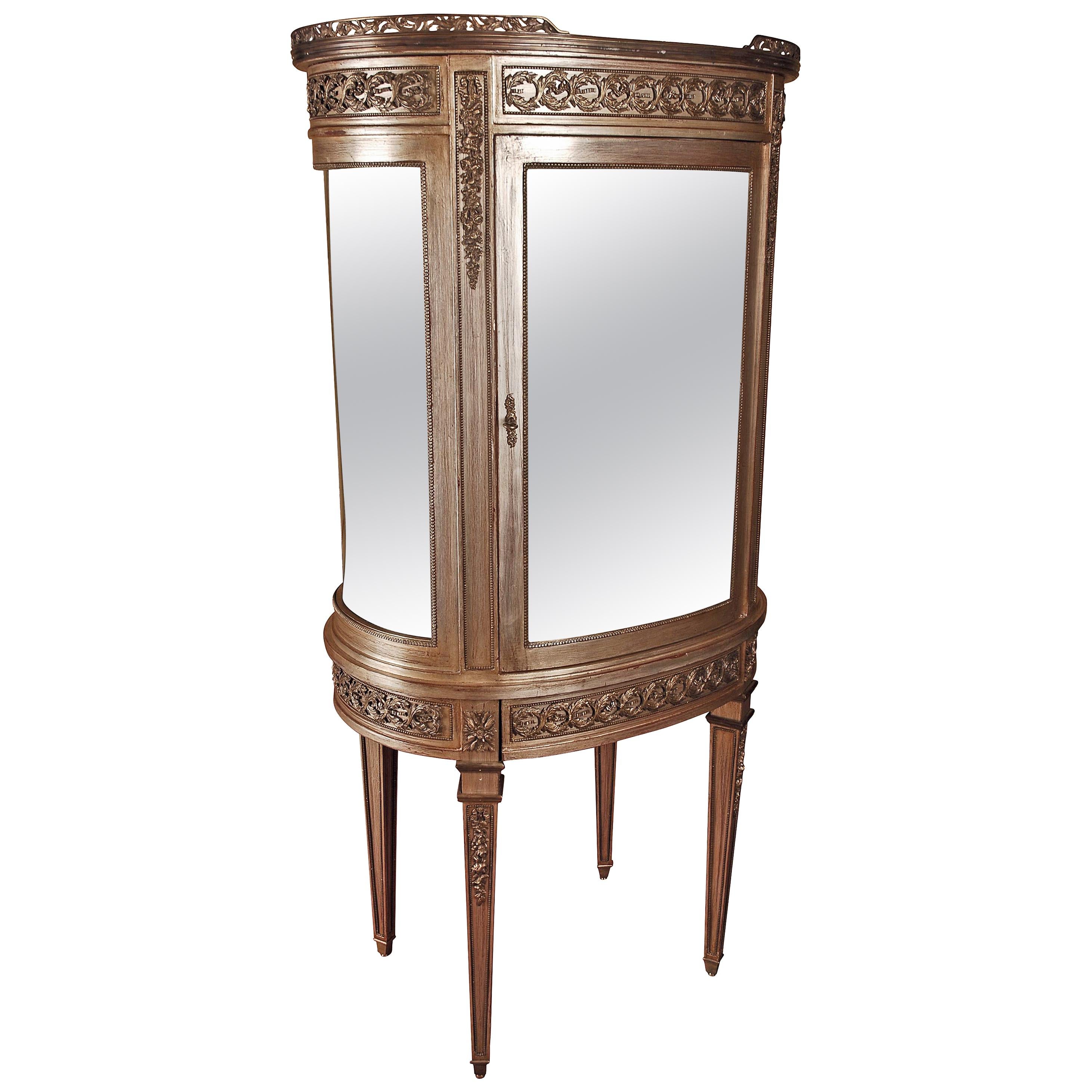 20th Century Louis XVI Classicist Style French Salon Vitrine For Sale