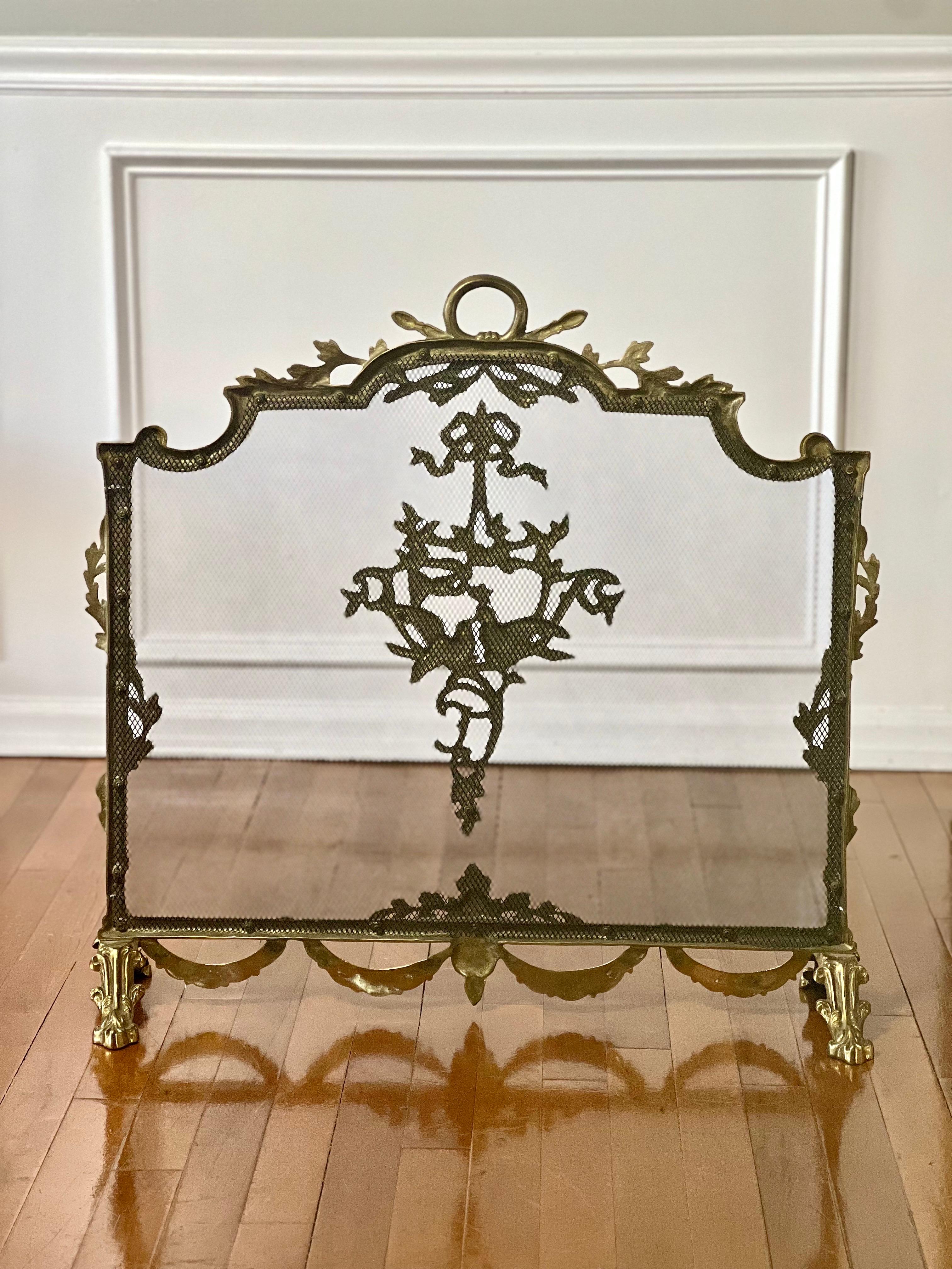 20th Century Louis XVI Style Brass Fireplace Screen For Sale 6