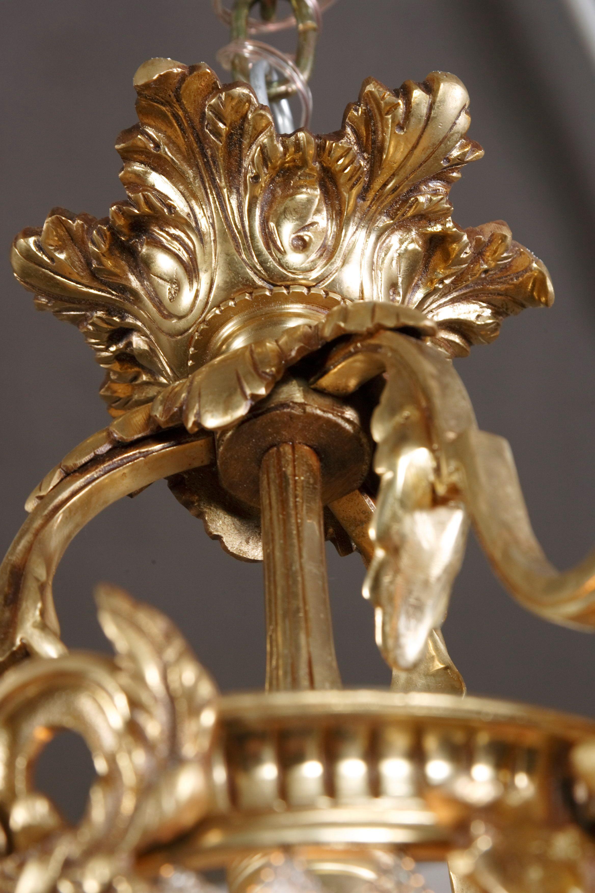 20ième siècle Candélabre / lustre de plafond de style Louis XVI du XXe siècle en vente
