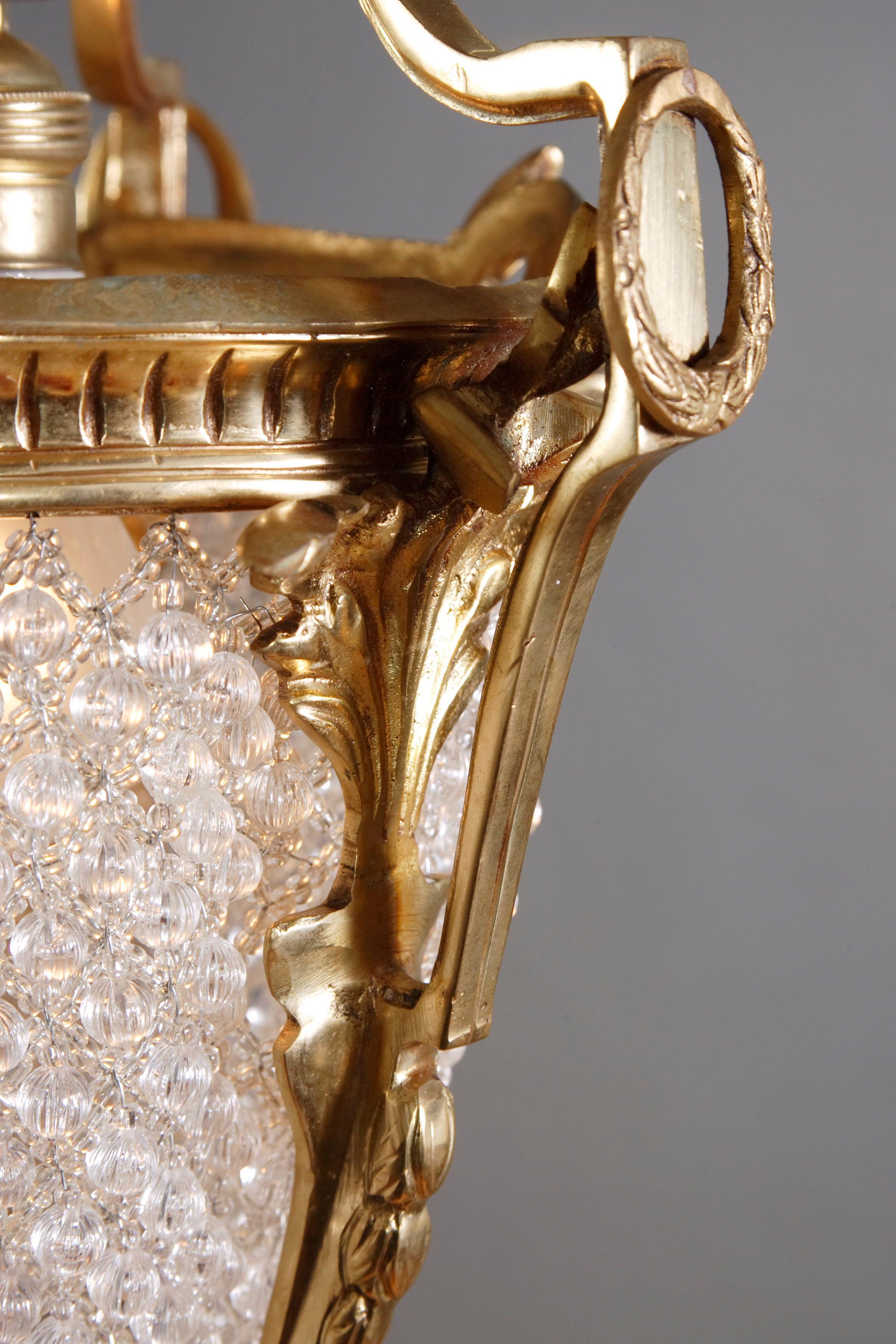 Verre Candélabre / lustre de plafond de style Louis XVI du XXe siècle en vente