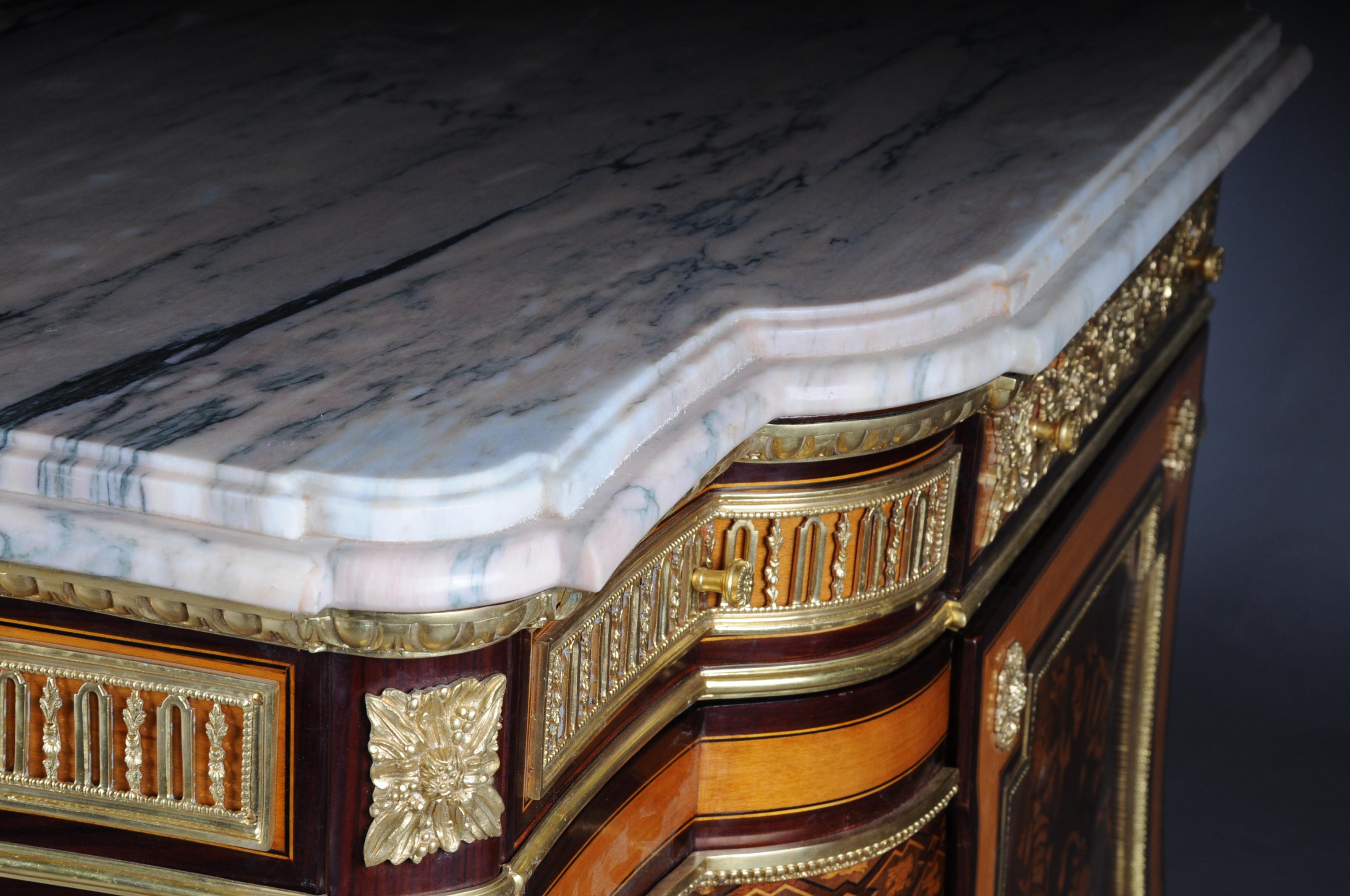 Commode/cassettiera in stile Louis XVI del XX secolo di Jean-Henri Riesener in vendita 4