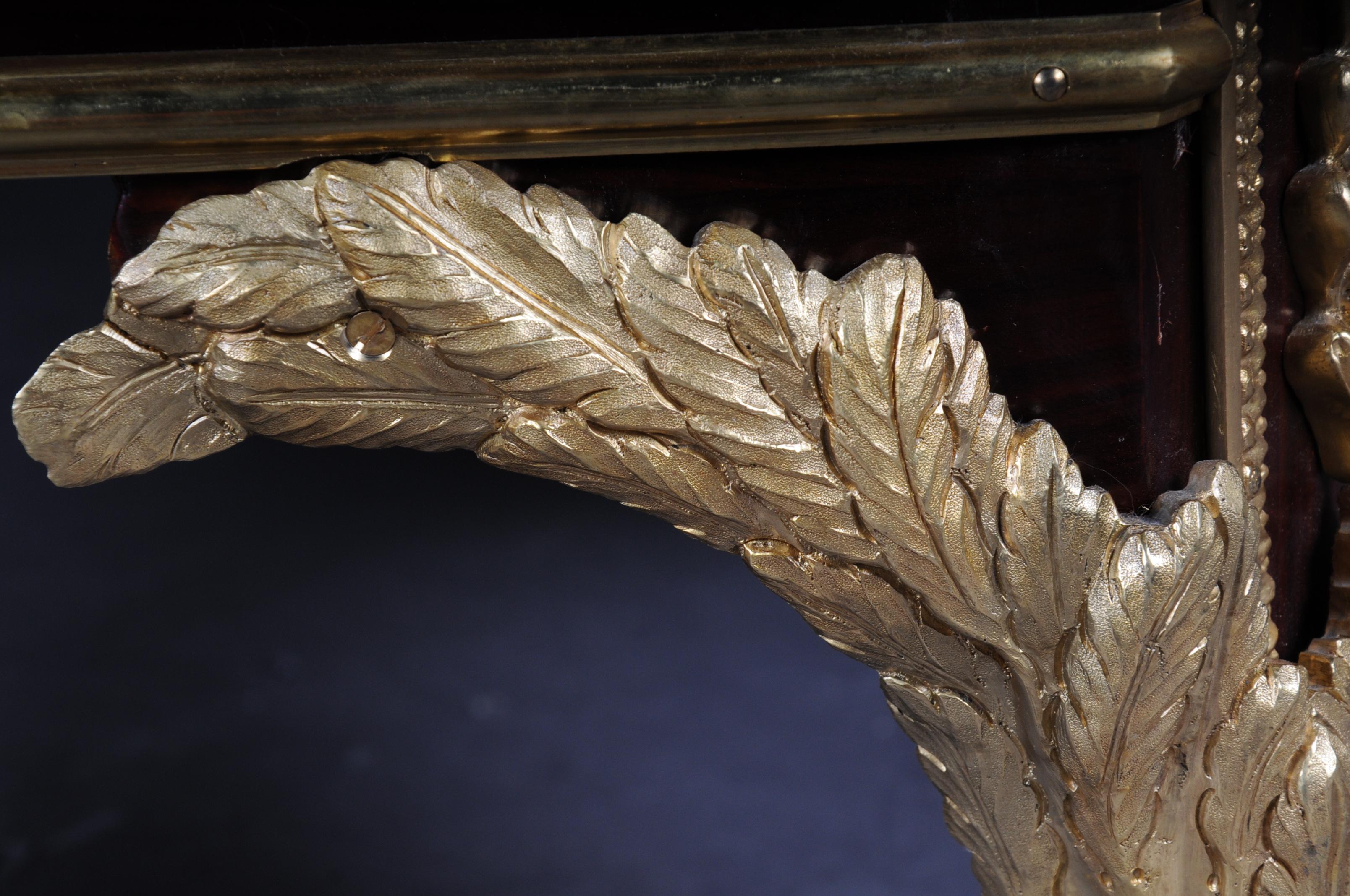 Commode/cassettiera in stile Louis XVI del XX secolo di Jean-Henri Riesener in vendita 7