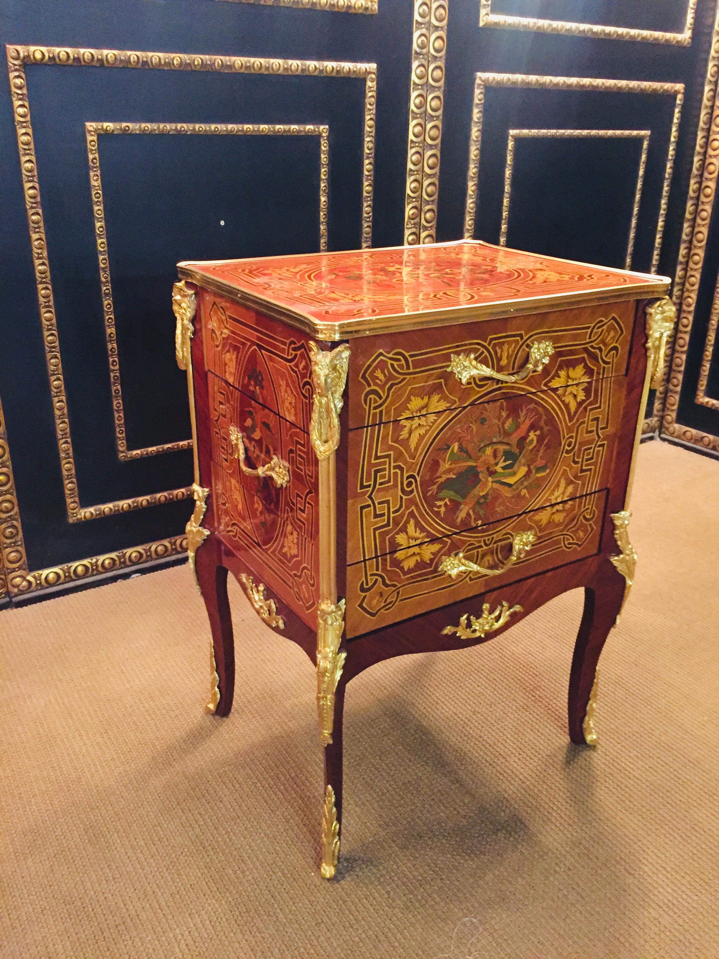 20th Century Antique Louis XVI Style Commode or Chest of Drawers Mahogany Veneer In Good Condition For Sale In Berlin, DE