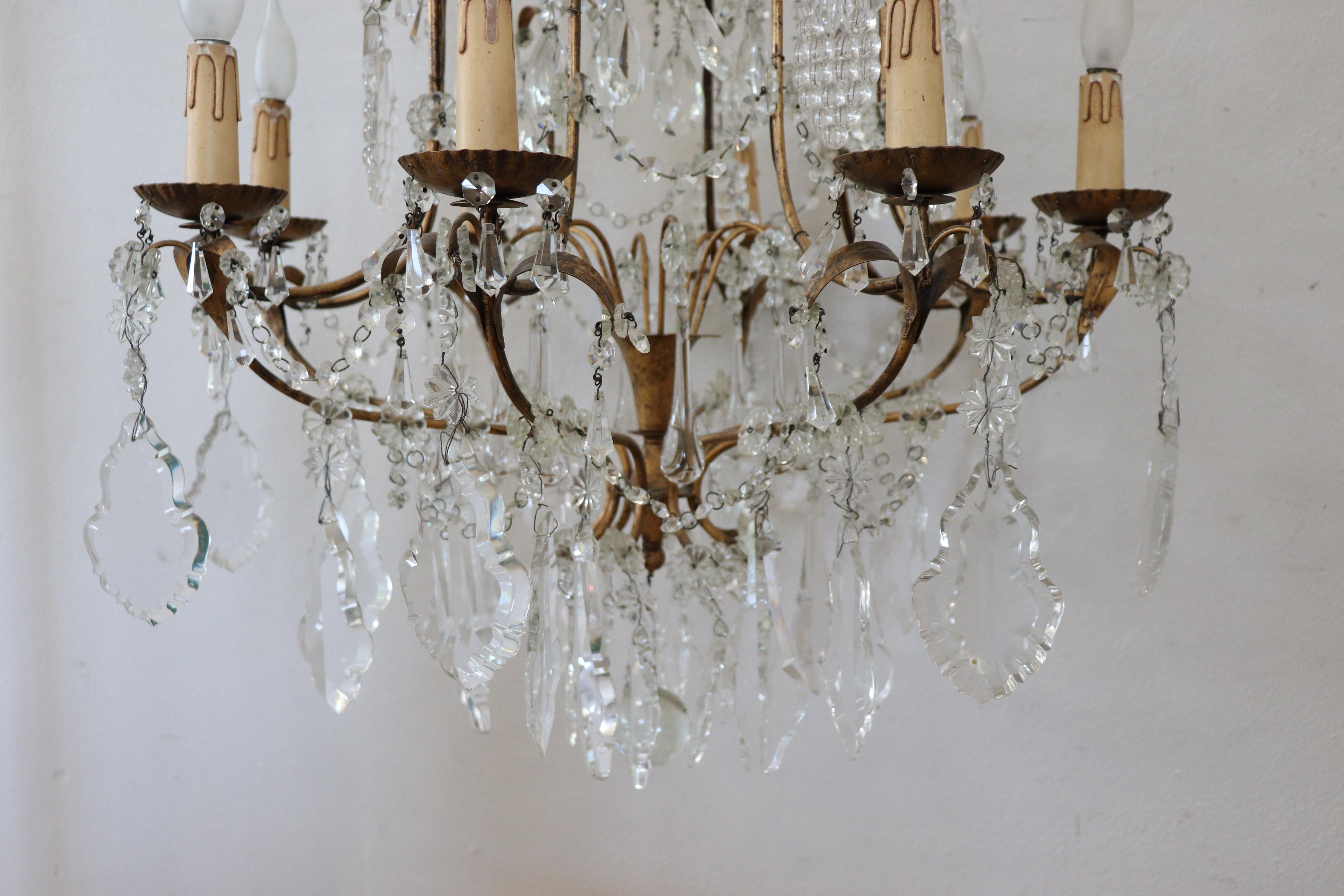 Italian 20th Century Louis XVI Style Gilded Bronze and Crystals Chandelier For Sale