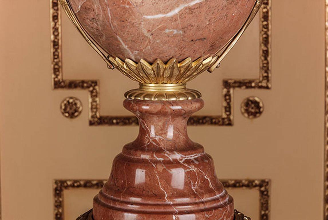 20th Century Louis XVI Style Lided Vase For Sale 2