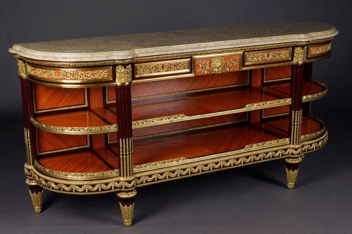 Credenza / Meuble d'Appui after Joseph Stockel and Guillaume Benneman in the style of Louis XVI. Easily modified model according to a design by Joseph Stockel and Guillaume Benneman.
Root veneer limited by so-called mirror veneer on solid oak and