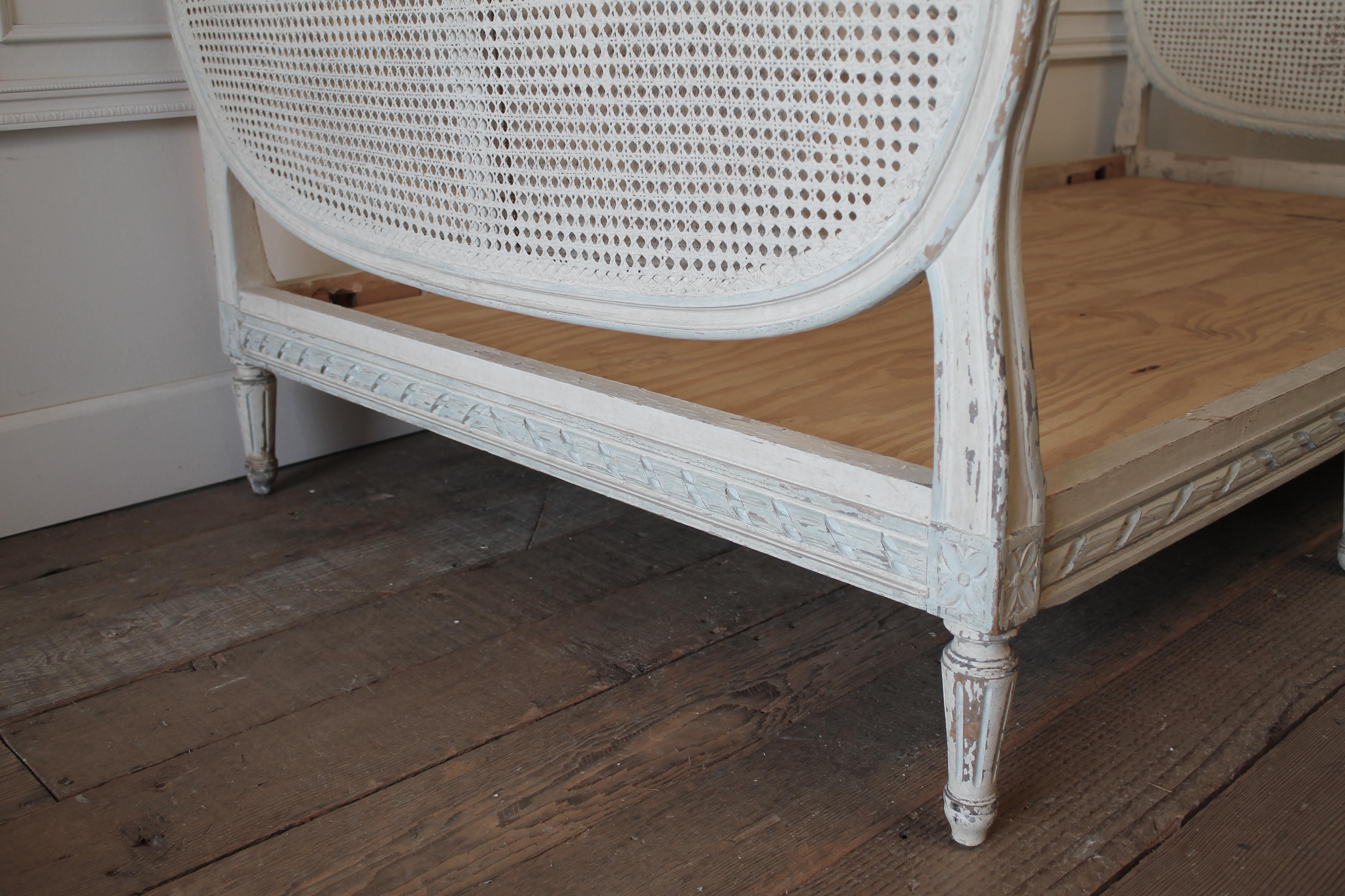 20th Century Louis XVI Style Original Painted French Cane Daybed 7