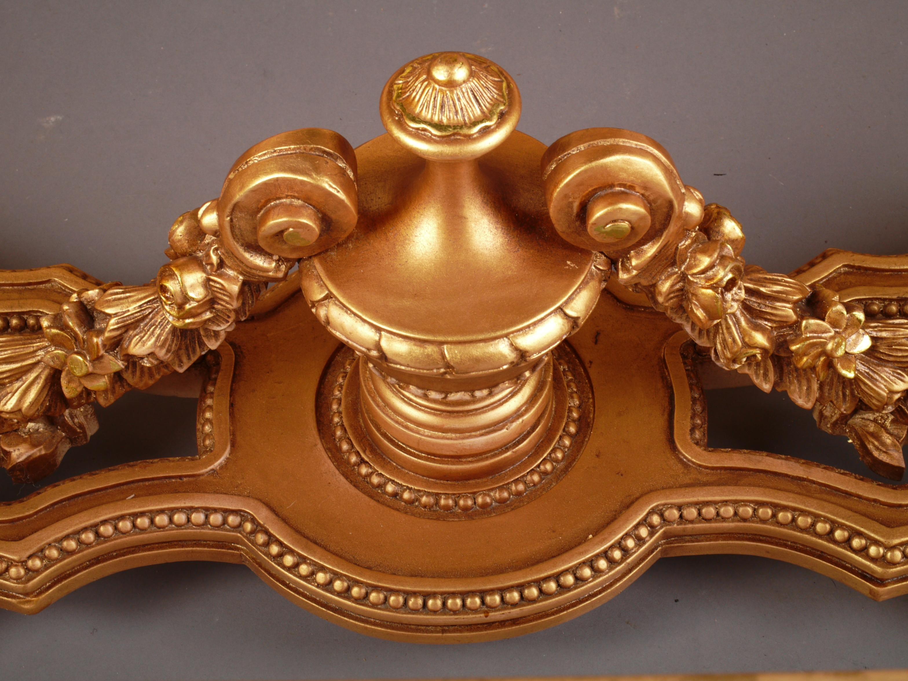 Couchtisch im Louis-XVI.-Stil des 20. Jahrhunderts, Pomp-Salon-Couchtisch aus massivem Buchenholz im Angebot 12