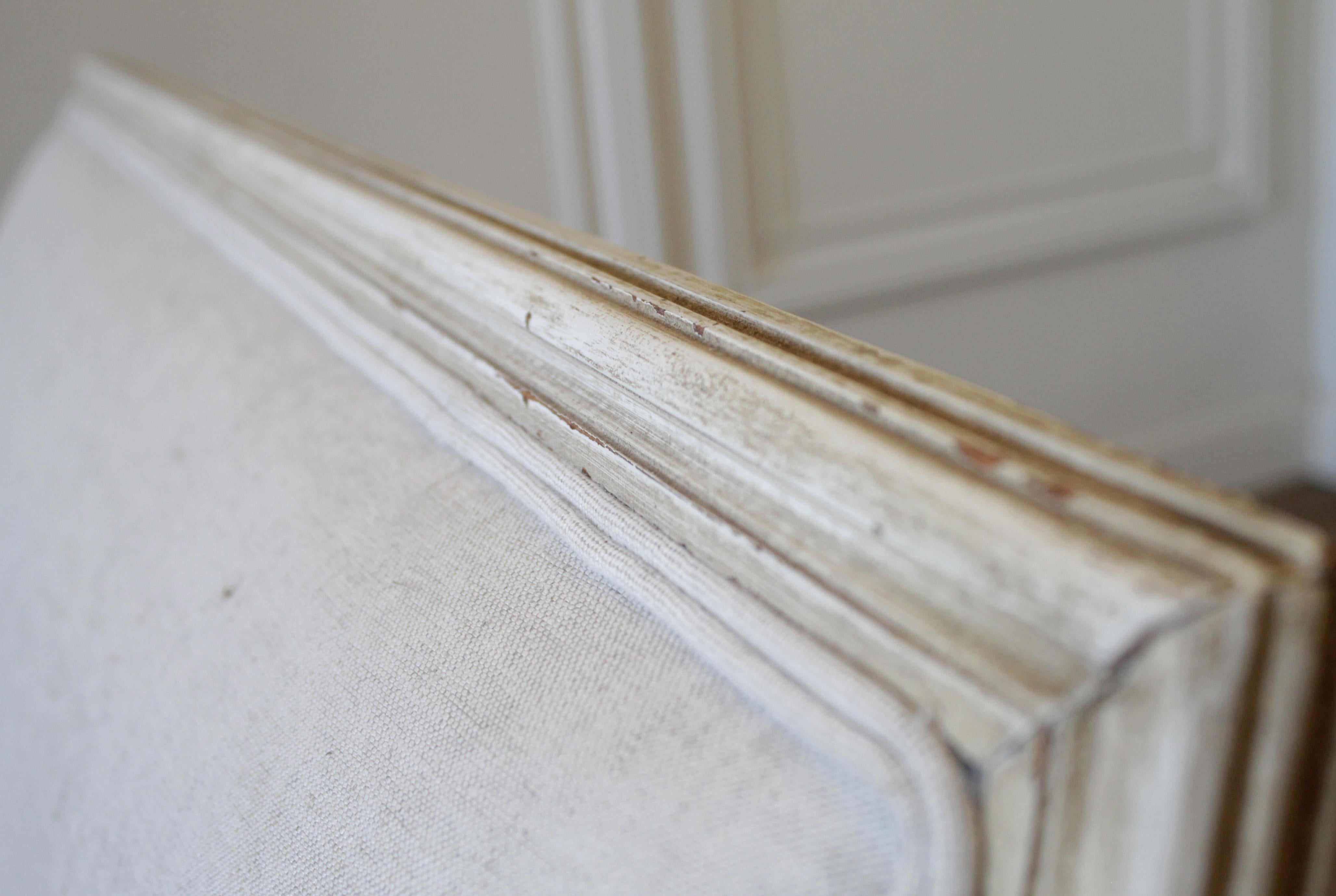 20th Century Louis XVI Style Upholstered Linen Settee 13