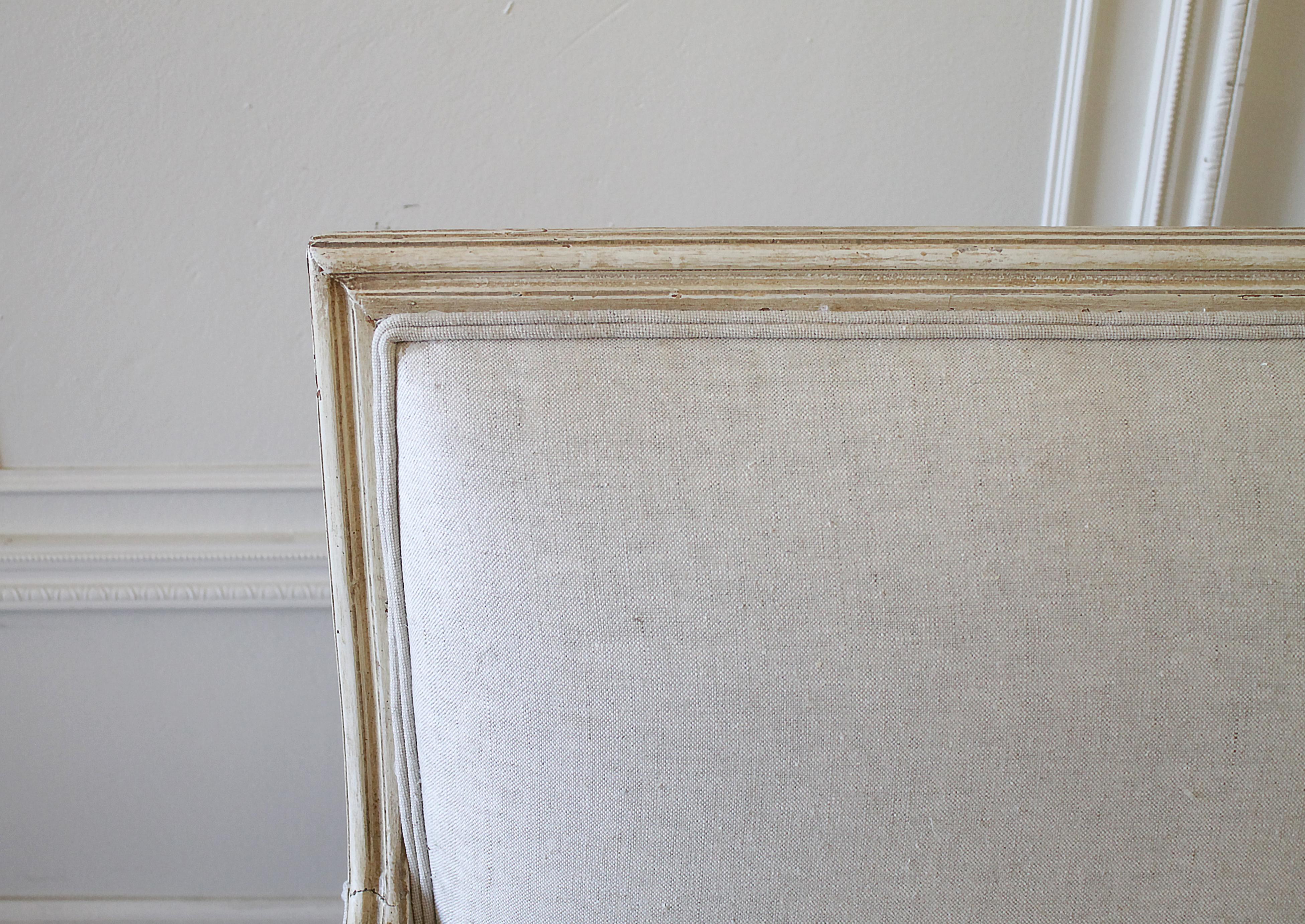 20th Century Louis XVI Style Upholstered Linen Settee 2