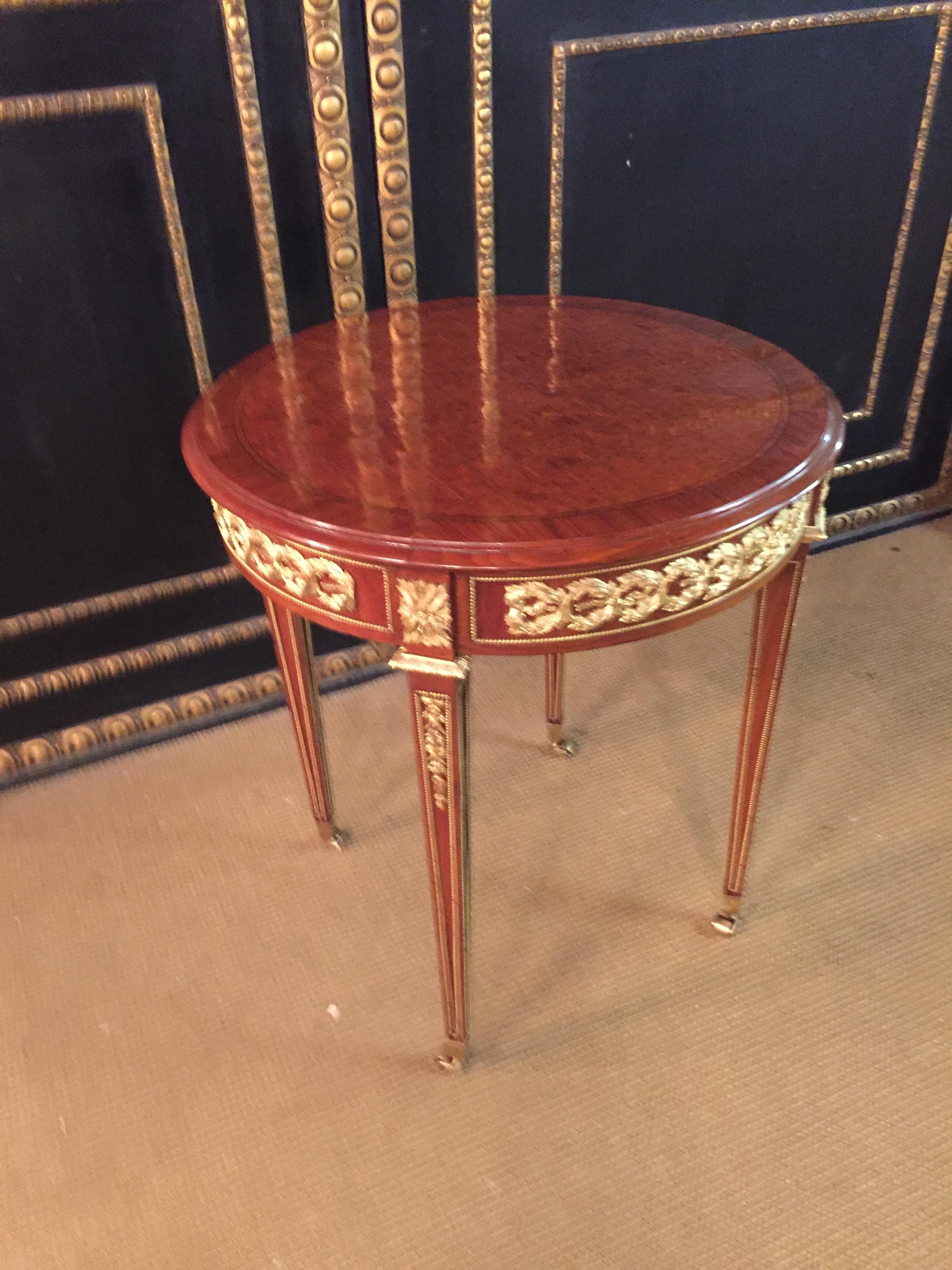 20th Century Louis XVI Style with Round Platte with Inlays French Table 11