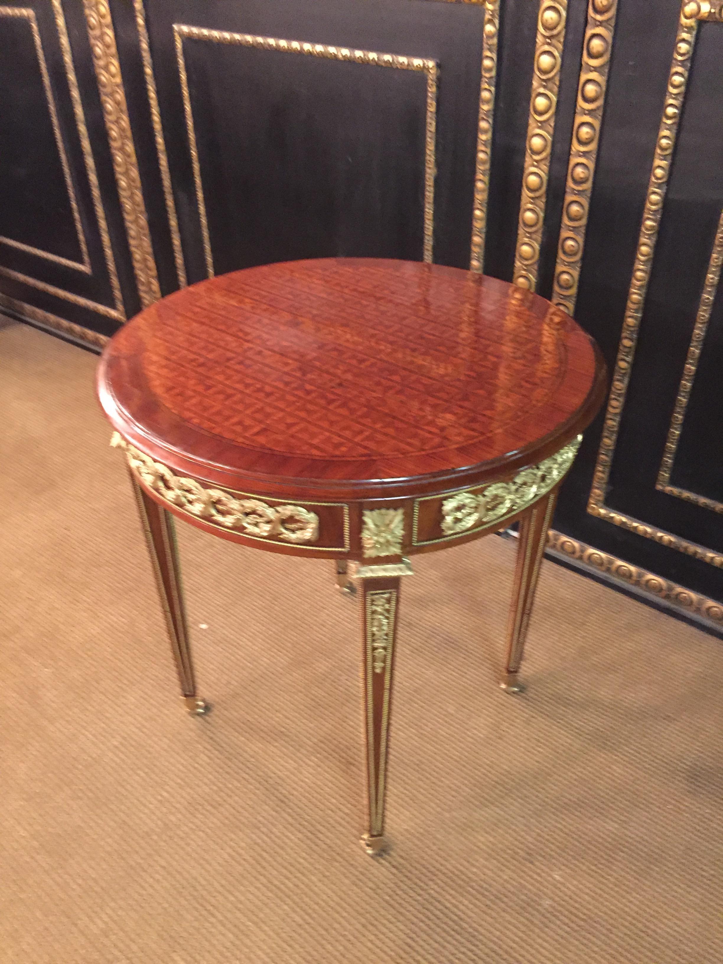 20th Century Louis XVI Style with Round Platte with Inlays French Table 1