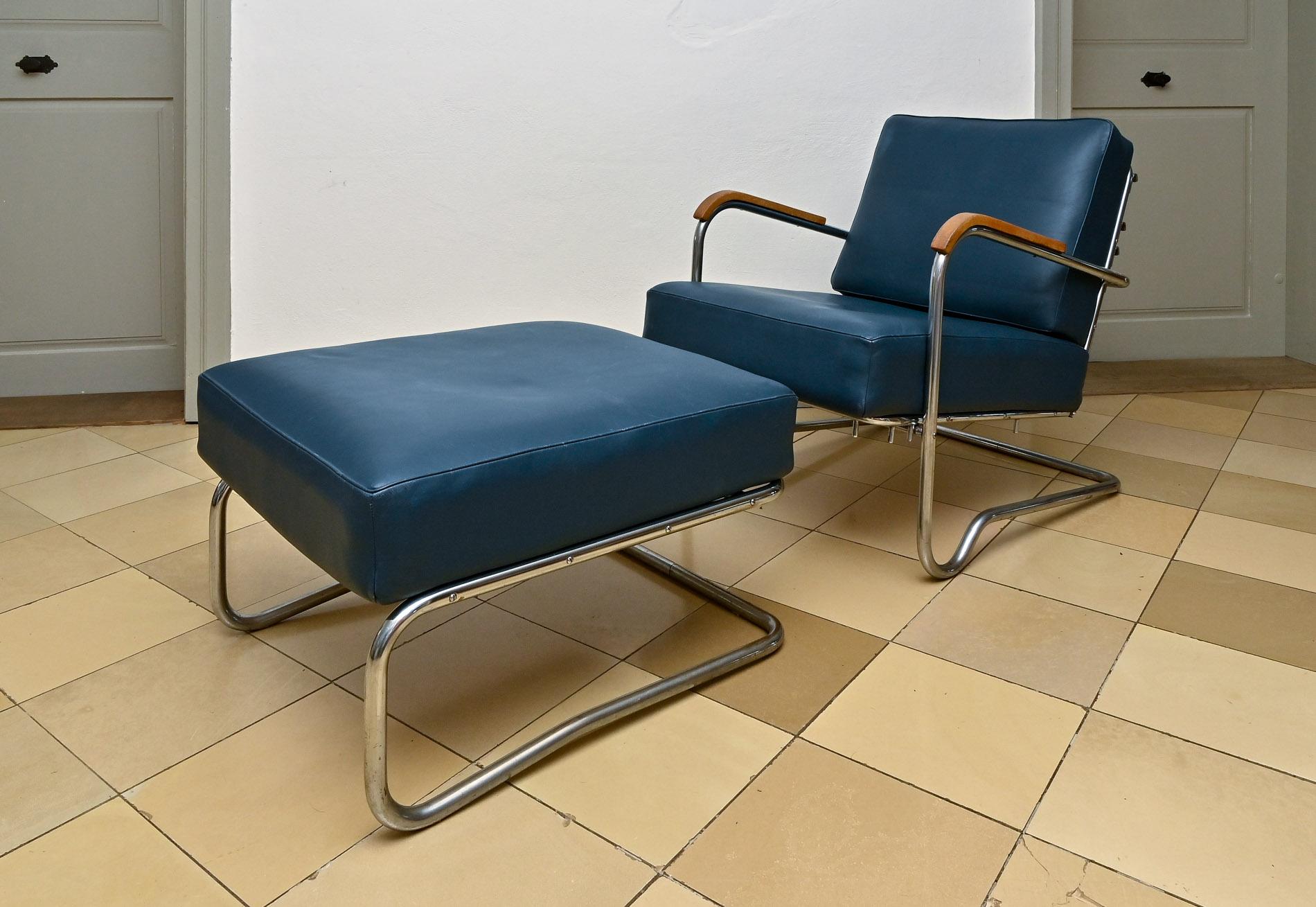 20th Century Lounge Chair with Foot Stool Steel Furniture German Desta Berlin 3