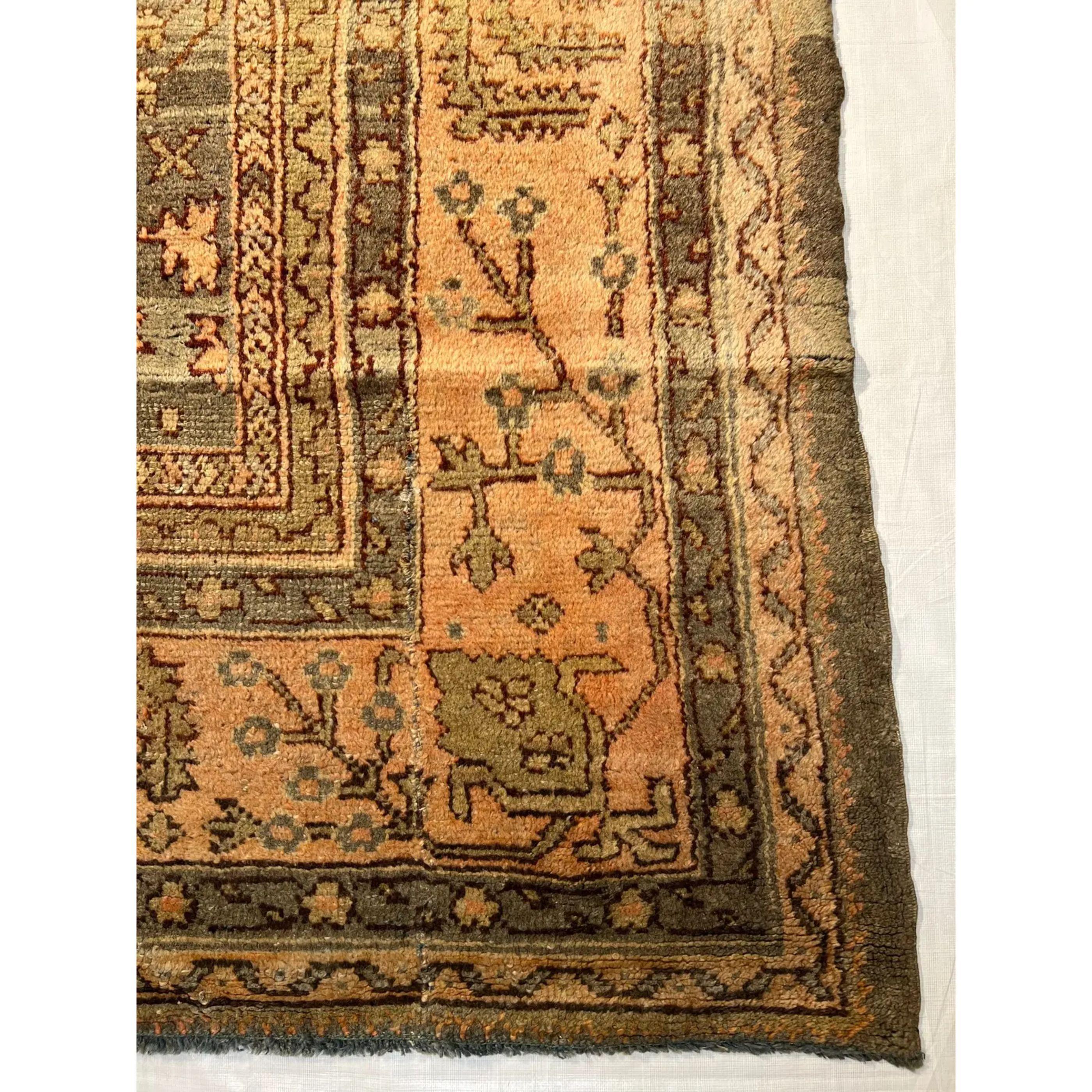 20th Century Love Tree Design Tribal Oushak Rug In Good Condition For Sale In Los Angeles, US