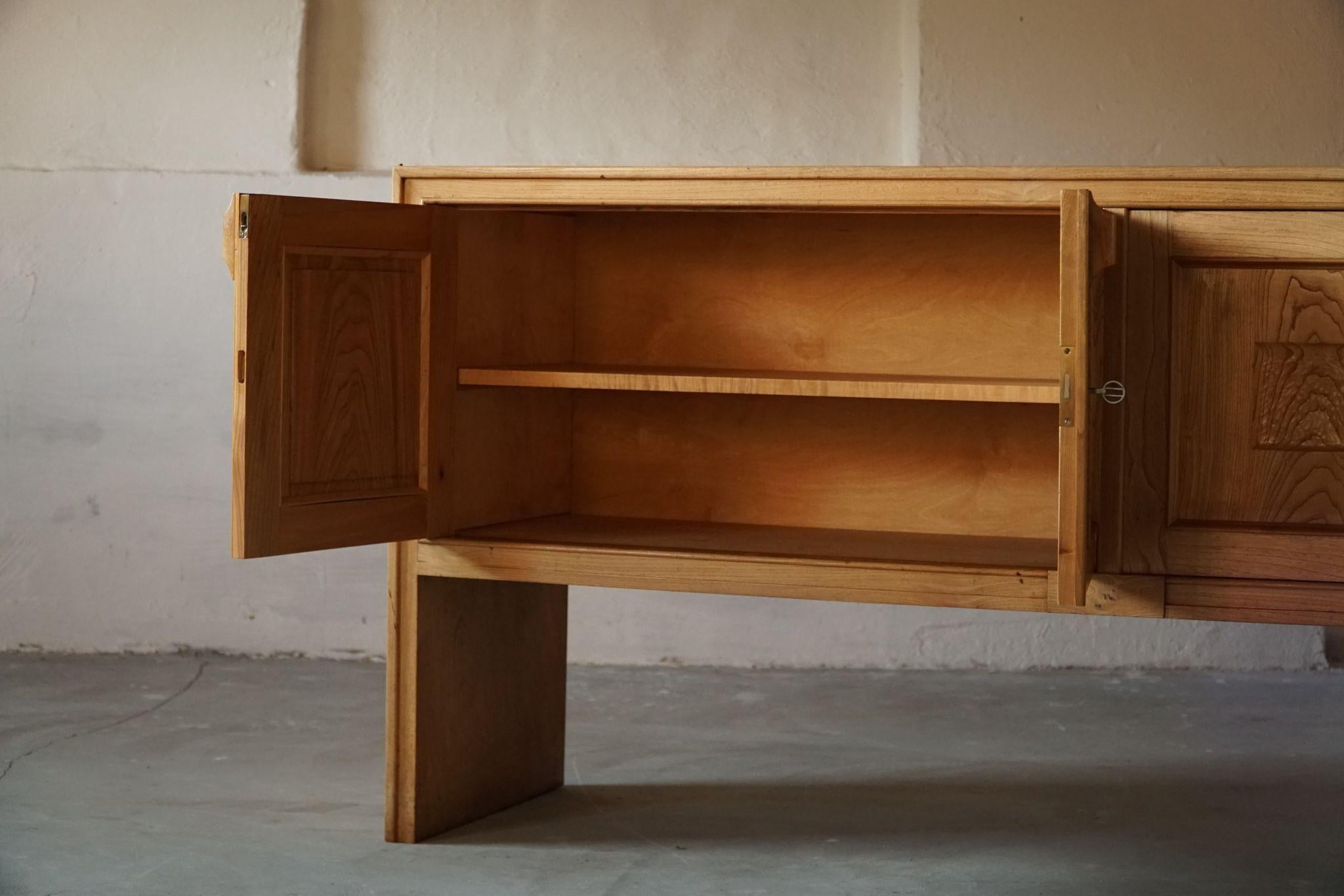 20th Century Low Sideboard in Solid Elm, Danish Cabinetmaker, Mid Century, 1950s 1