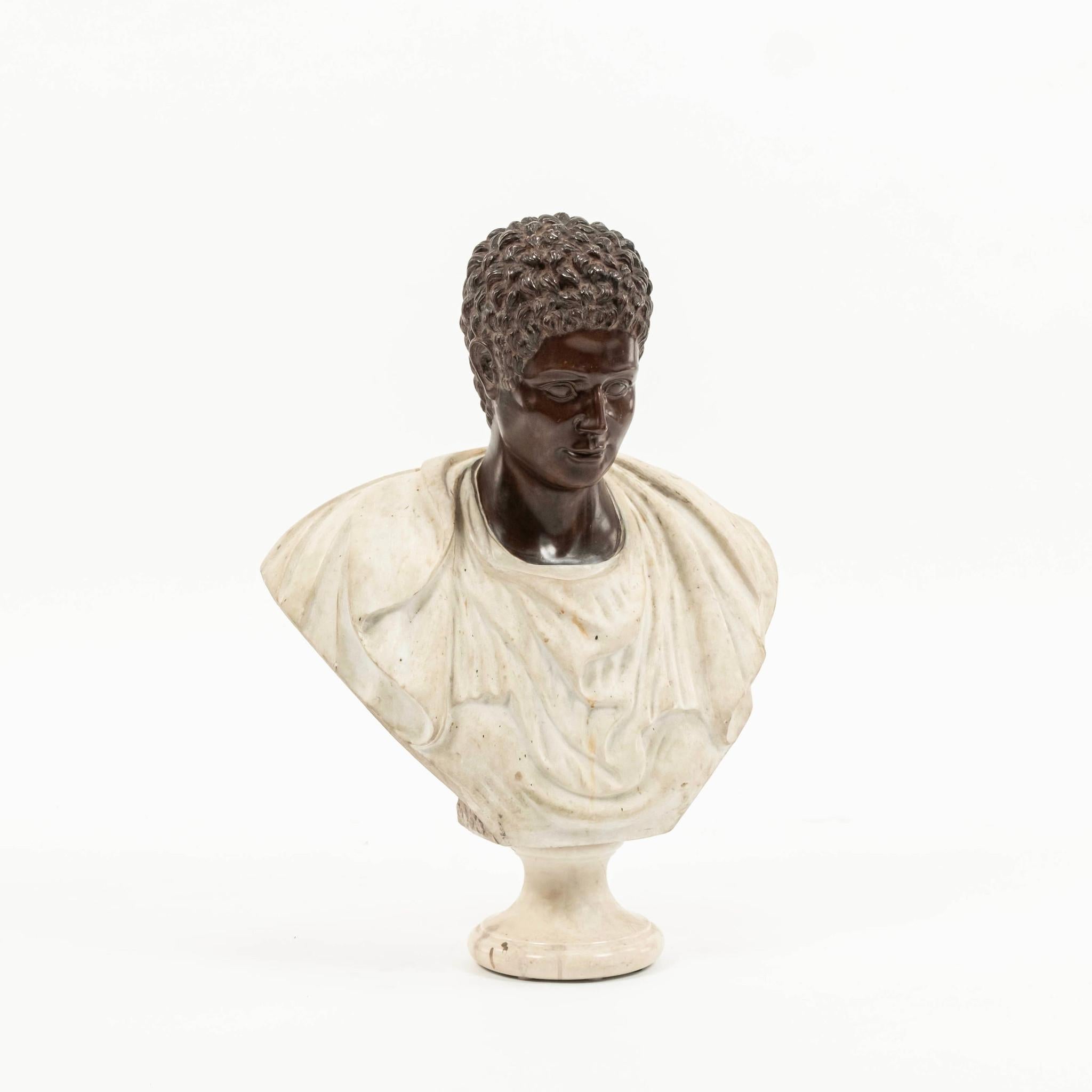italien 20e siècle Lucius Verus et Marcus Aurelius Bronze marbré  Bustes romains en vente