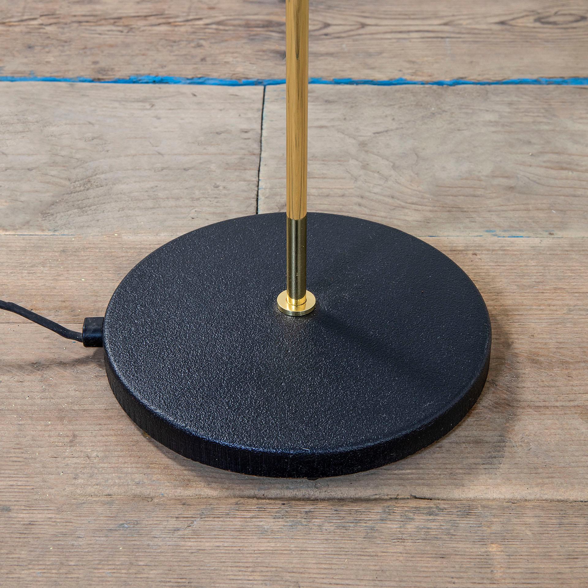 Painted 20th Century, Luigi Caccia Dominioni for Azucena Floor Lamp mod. LTE5 Imbuto For Sale