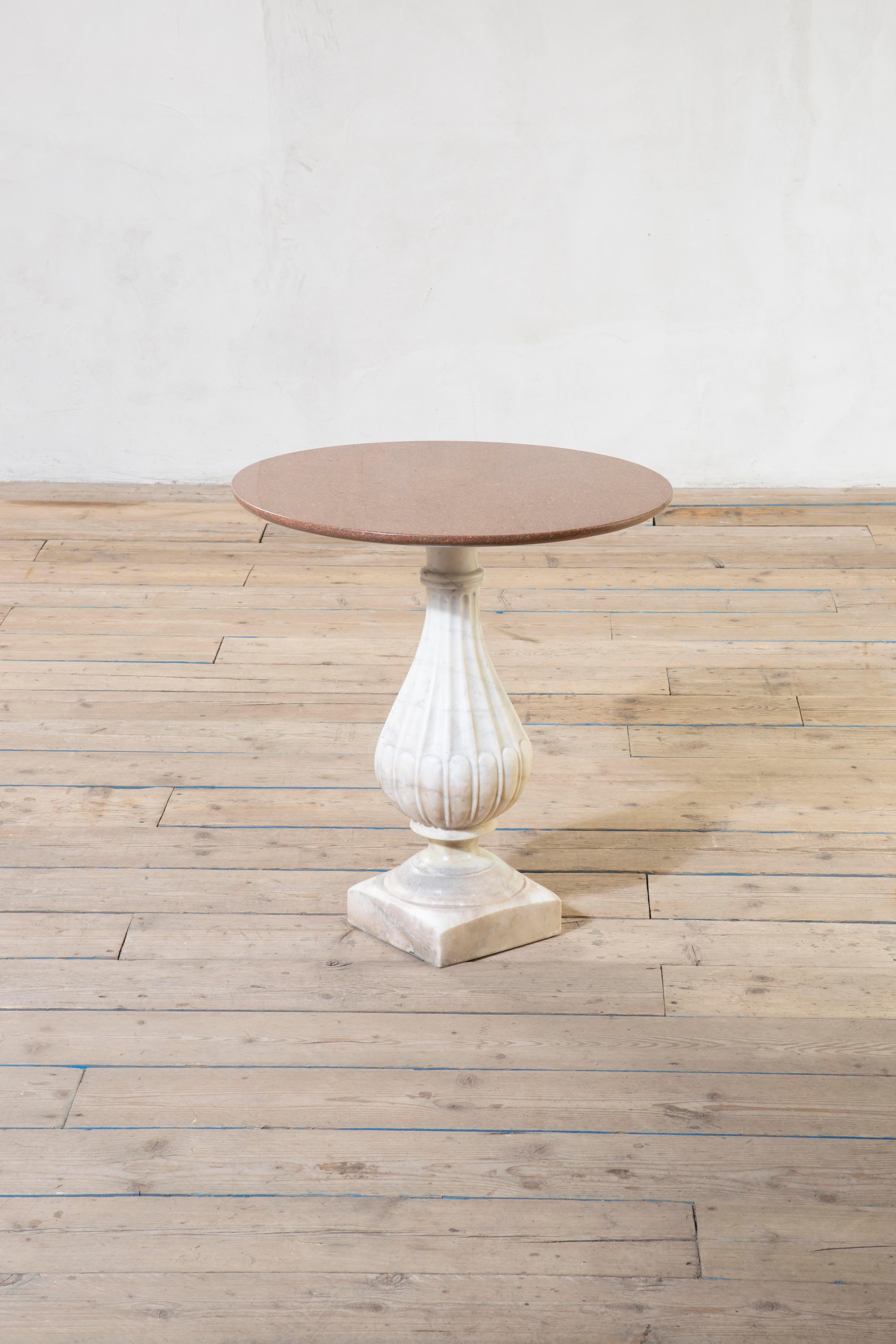 20e siècle, Luigi Caccia Dominioni Table basse en marbre en vente 1