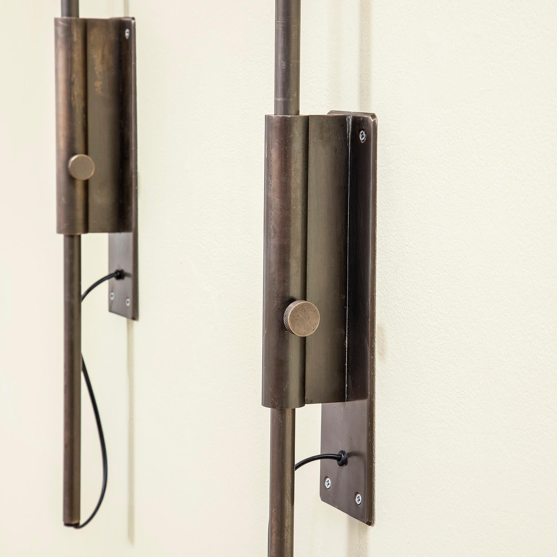 20th Century, Luigi Caccia Dominioni Pair of Wall Sconces mod. LP11 (Mid-20th Century) im Angebot