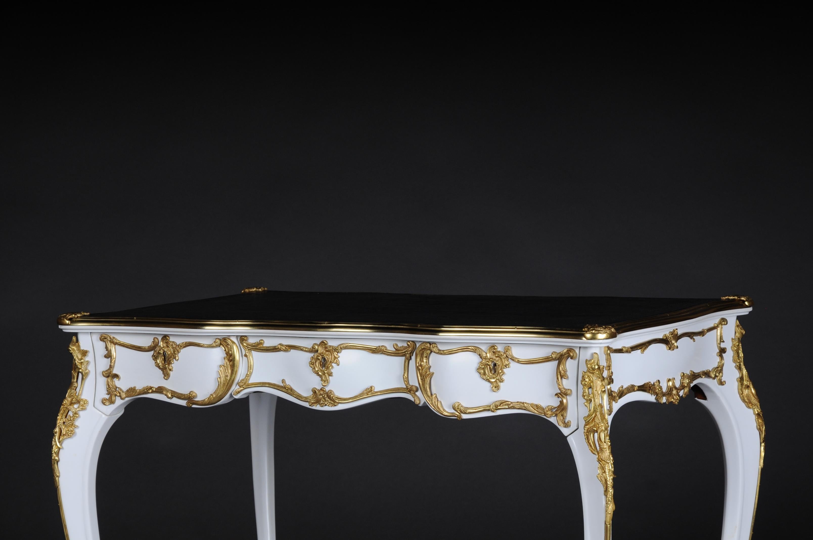 20th Century Luxurious White Bureau Plat / Writing Desk in Louis XV Style For Sale 2