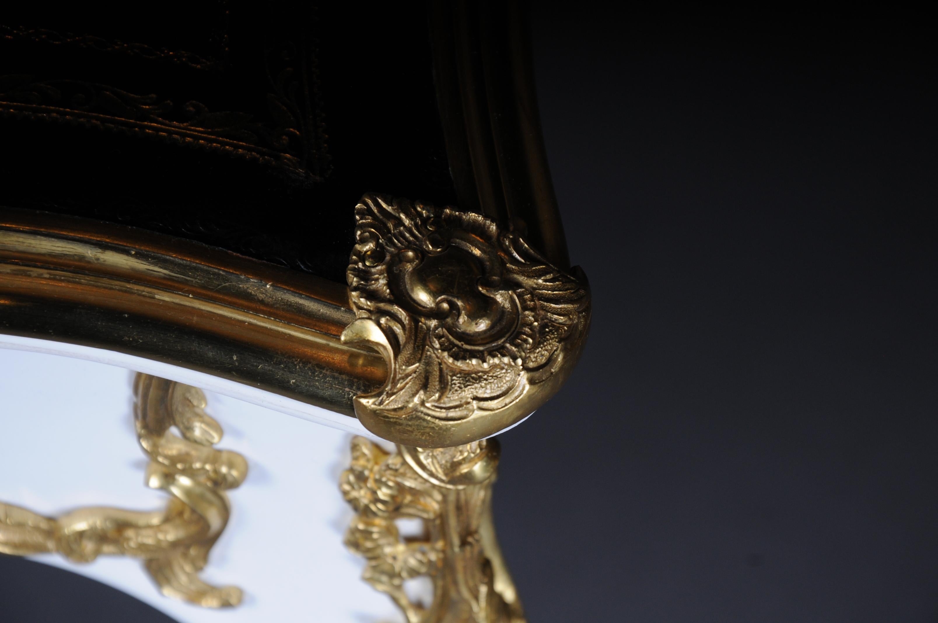 Luxuriöser weißer Bureau Plat / Schreibtisch im Louis XV-Stil des 20. Jahrhunderts im Angebot 7