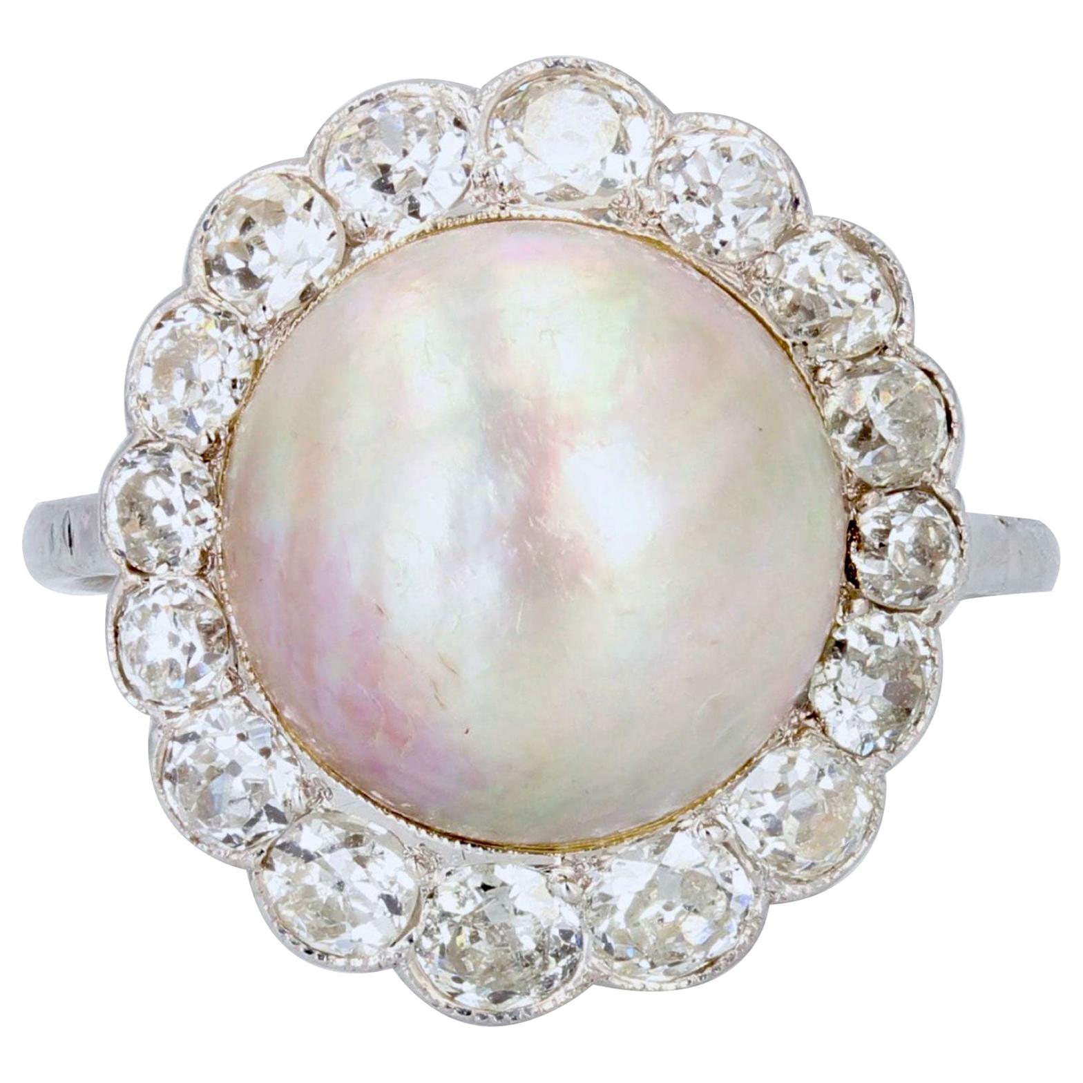 20th Century Mabe Pearl Diamonds 18 Karat White Gold Ring