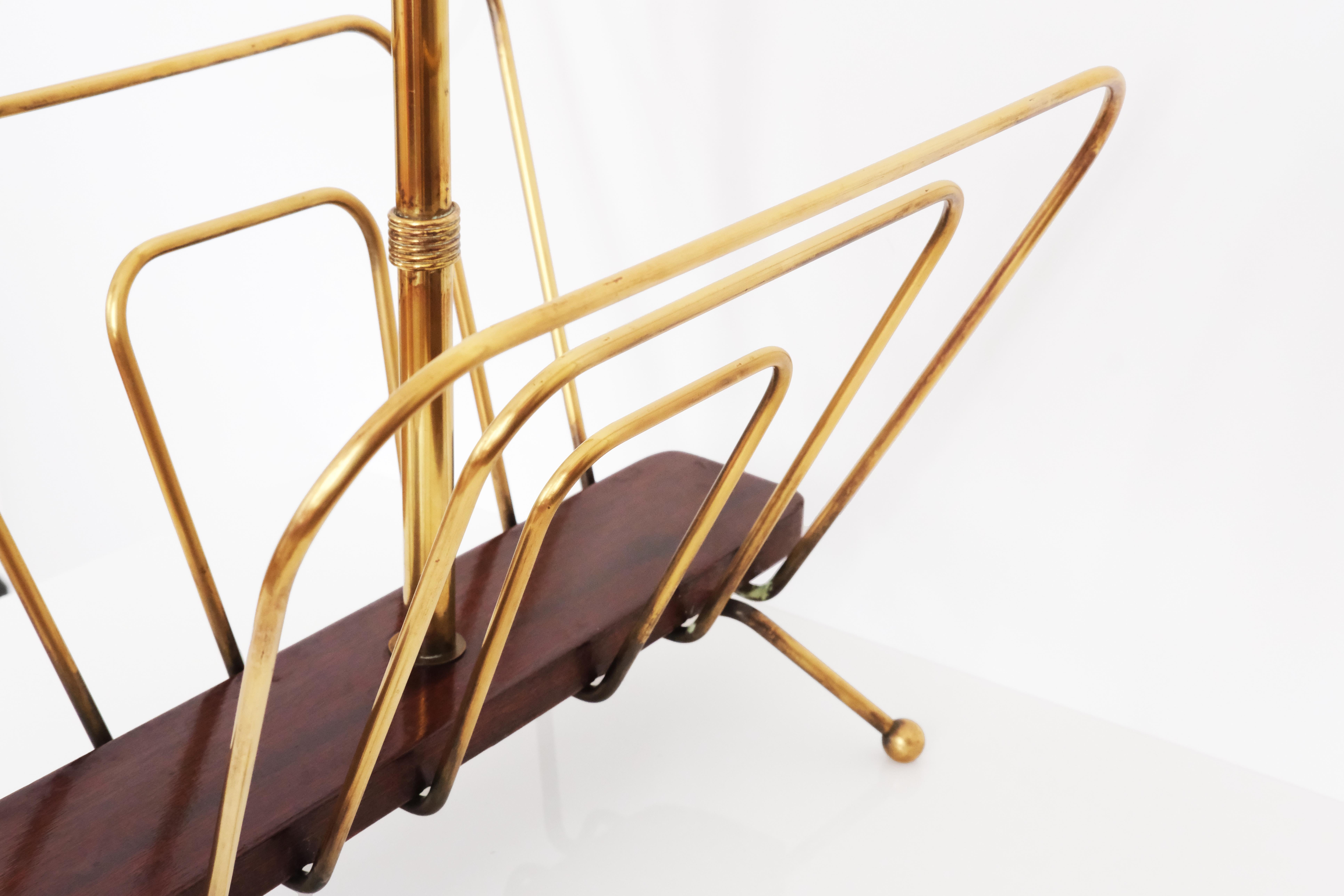20th Century Magazine Rack in Brass & Wood by French Designer Jacques Adnet For Sale 11