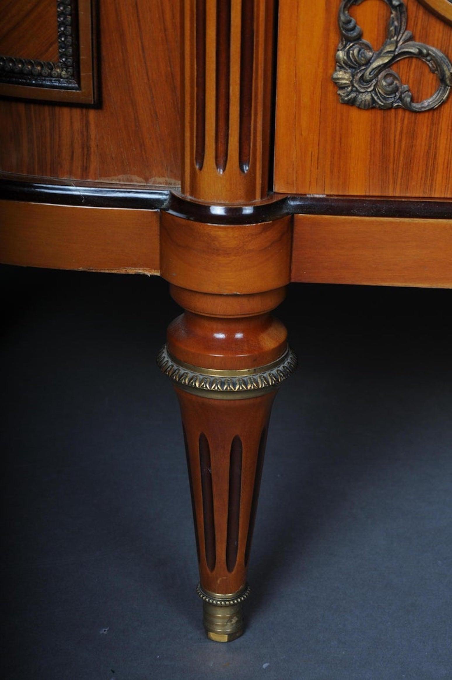 20th Century Magnificent French Louis XVI Style Display Cabinet For Sale 4