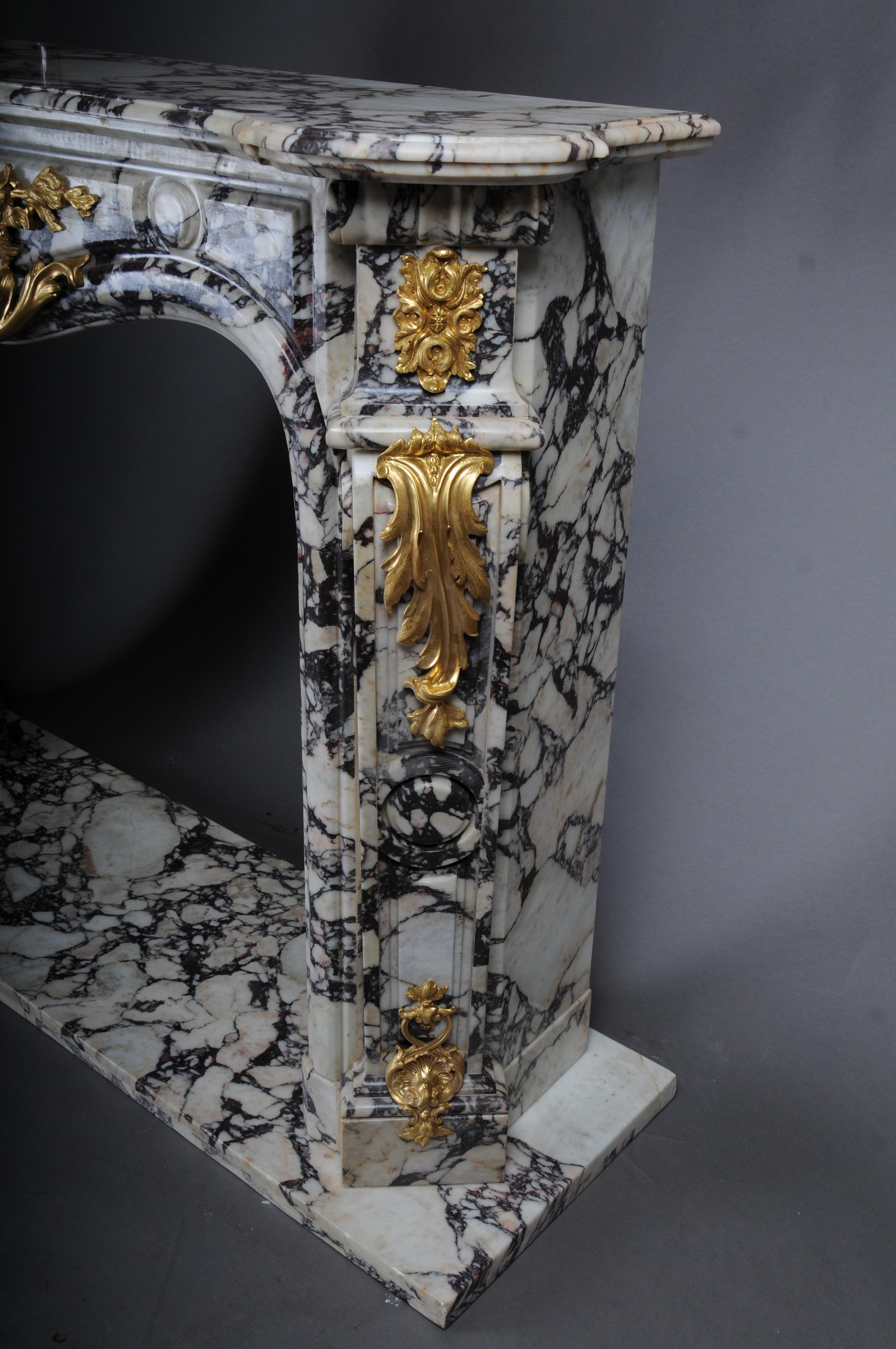20th Century Magnificent French marble fireplace with gilded bronze. For Sale 12