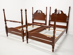 20th Century Mahogany Chippendale Twin Size Short Poster Beds - Pair